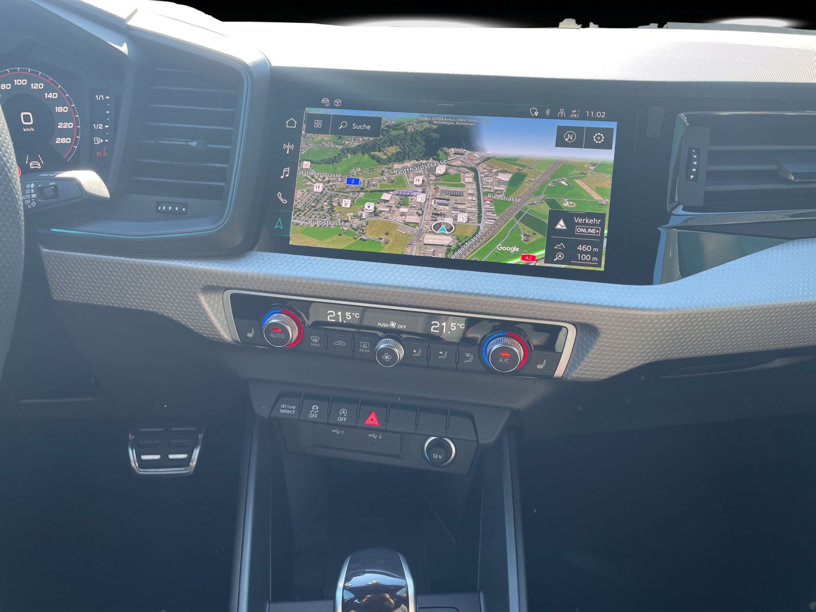 AUDI A1 Sportback 40 TFSI S Line S-tronic-image-11