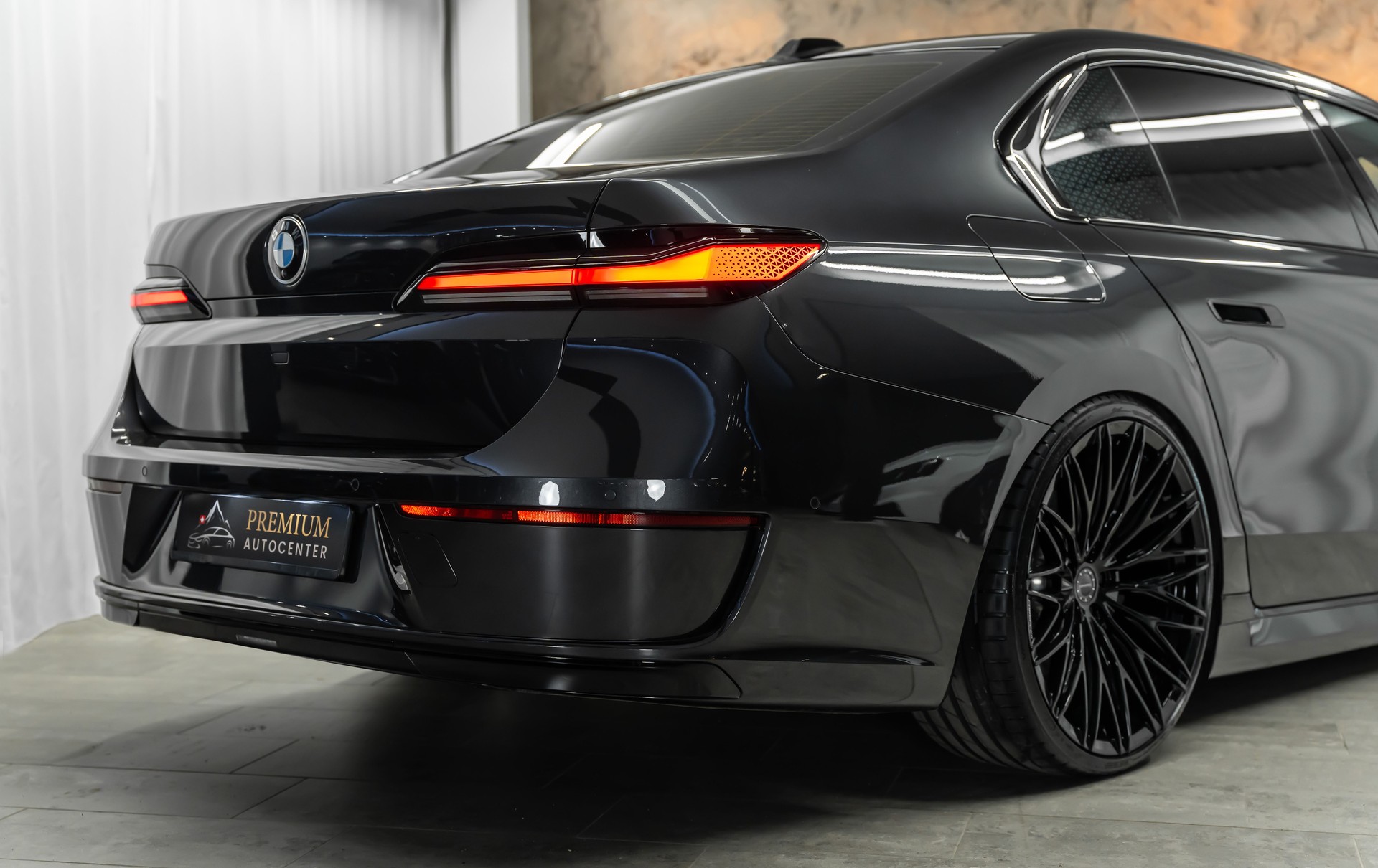 BMW 740d xDrive 48V Steptronic *Lounge Sitze*Panorama Sky*Massage*22"*-image-6