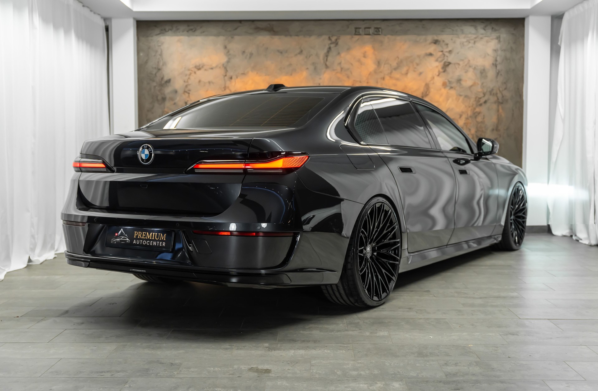 BMW 740d xDrive 48V Steptronic *Lounge Sitze*Panorama Sky*Massage*22"*-image-5