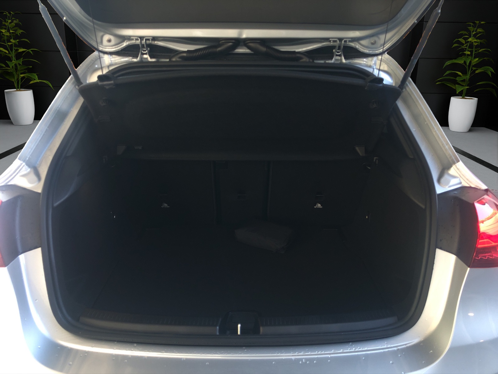 MERCEDES-BENZ A 200 Night Star 7G-DCT-image-6