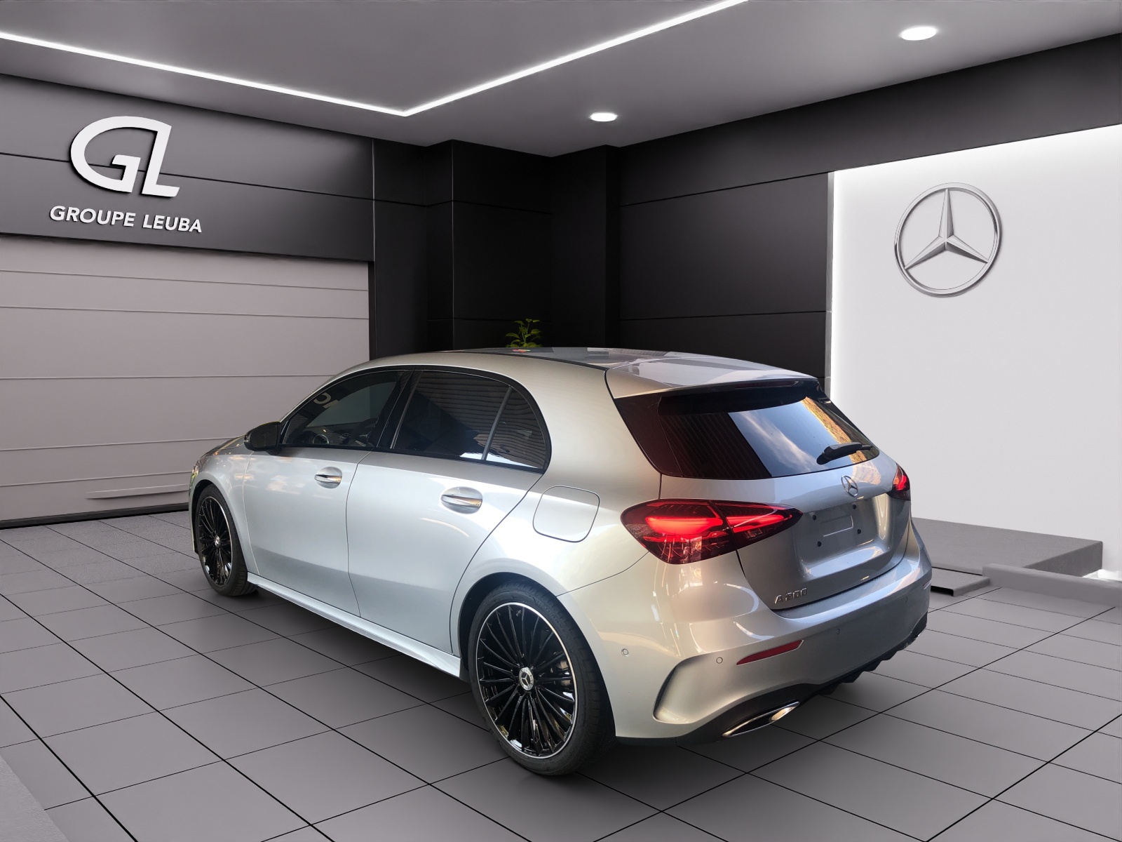 MERCEDES-BENZ A 200 Night Star 7G-DCT-showroom-element-3