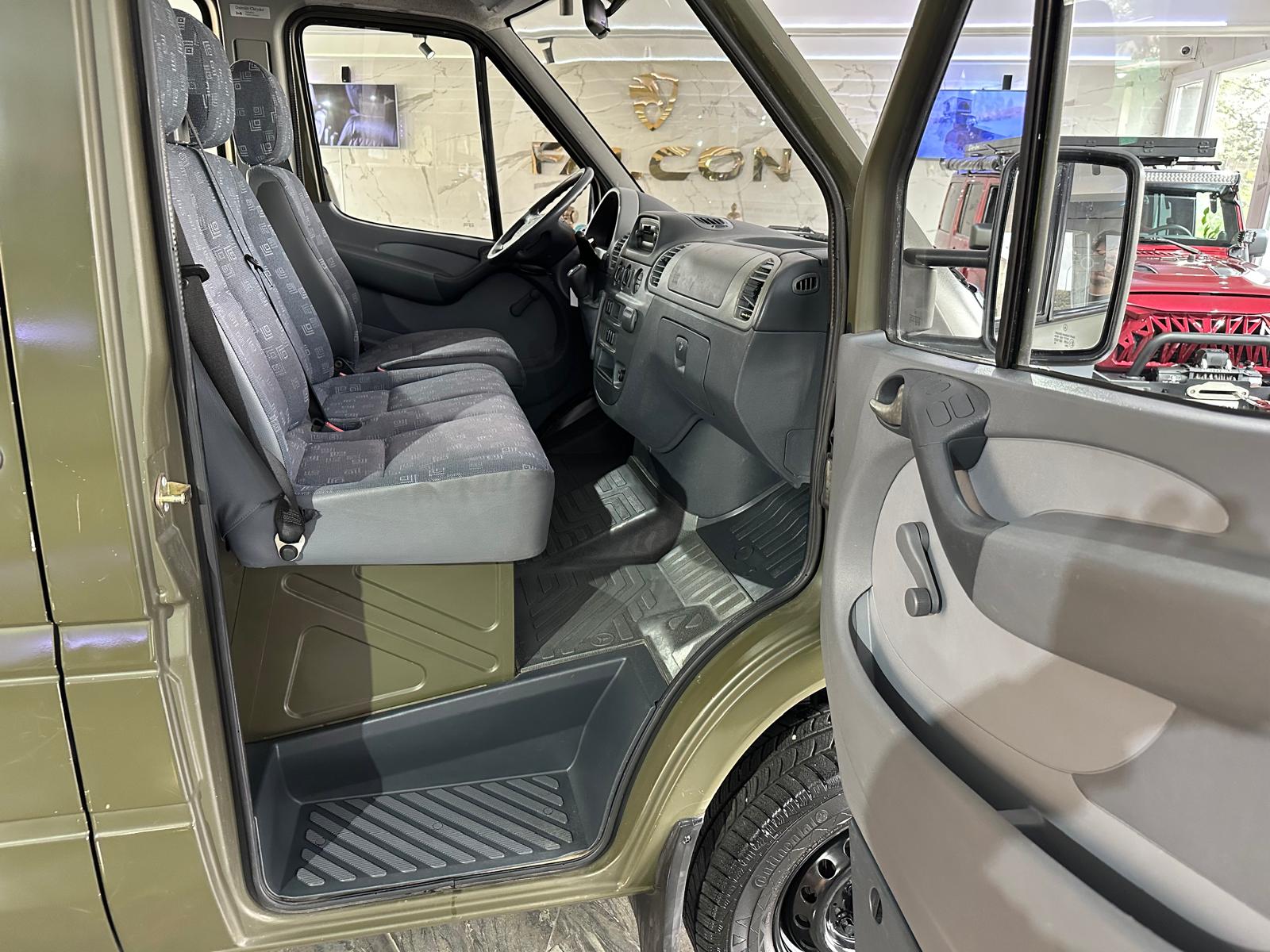 MERCEDES-BENZ Sprinter 313 CDI 4x4-image-37