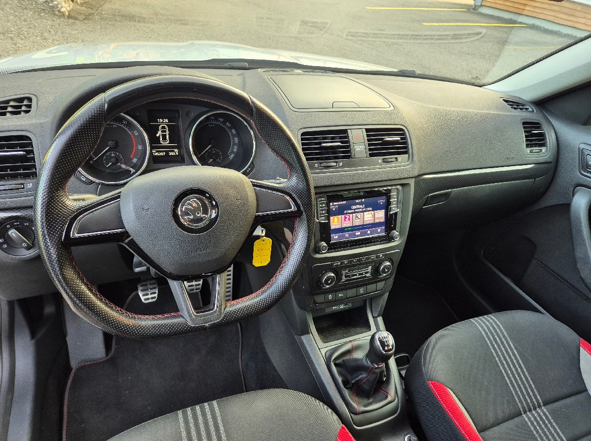 SKODA Yeti 1.8 TSI Monte Carlo 4x4-image-3