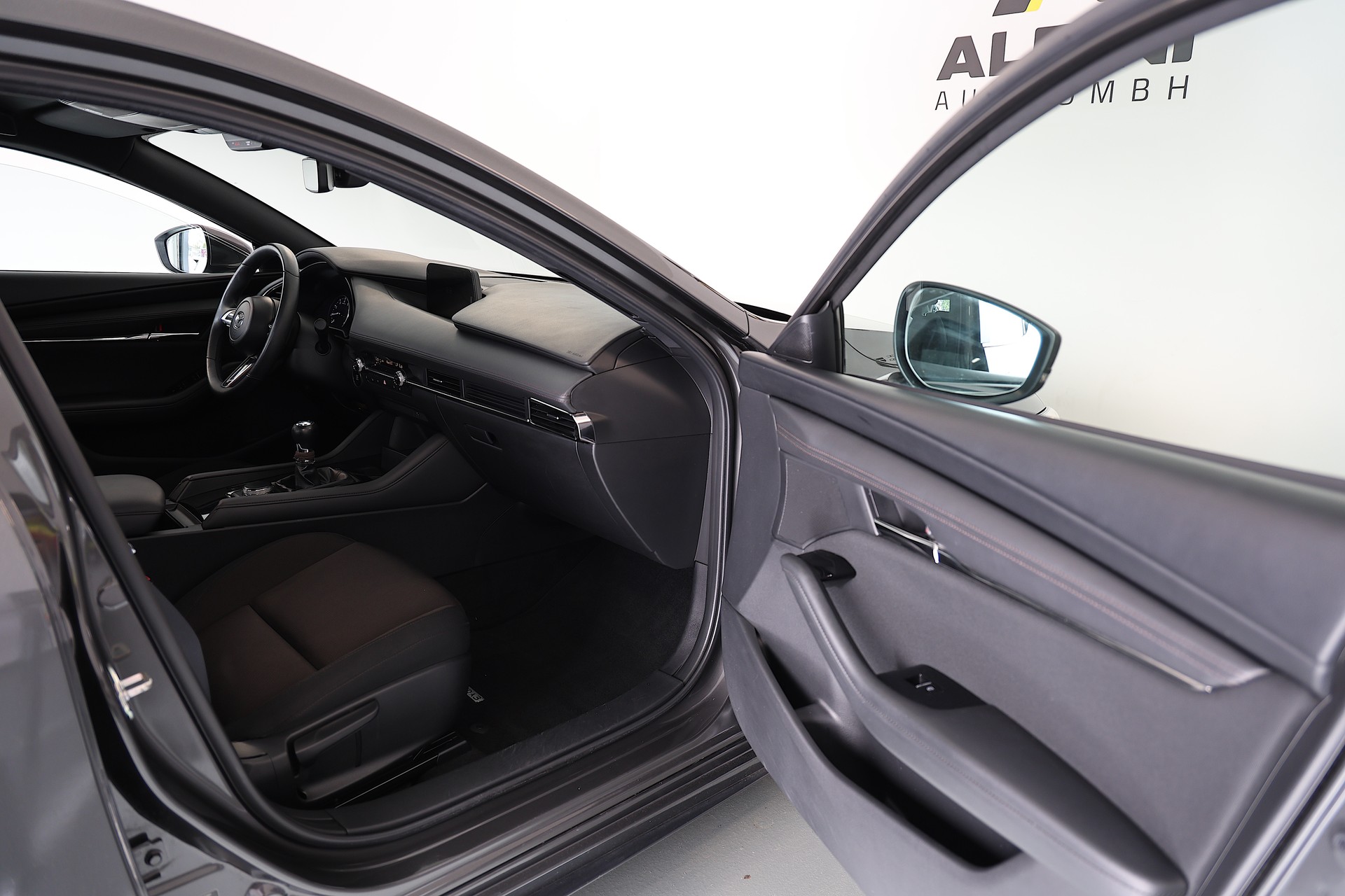 MAZDA 3 Hatchback SKYACTIV-G M Hybrid 122 Ambition-image-9