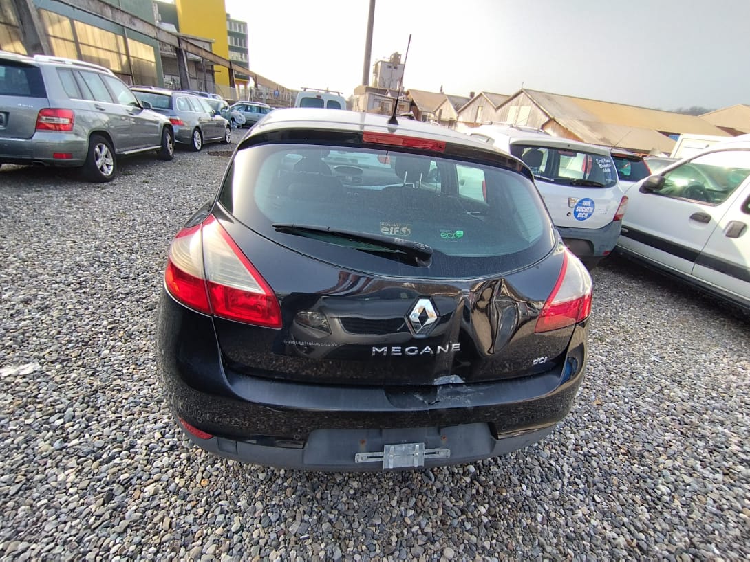 RENAULT Mégane 1.5 dCi Dynamique-image-6
