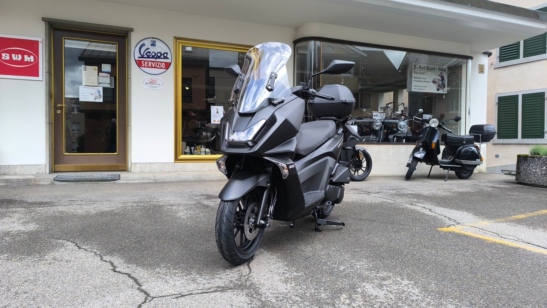 KYMCO SKY TOWN-image-9