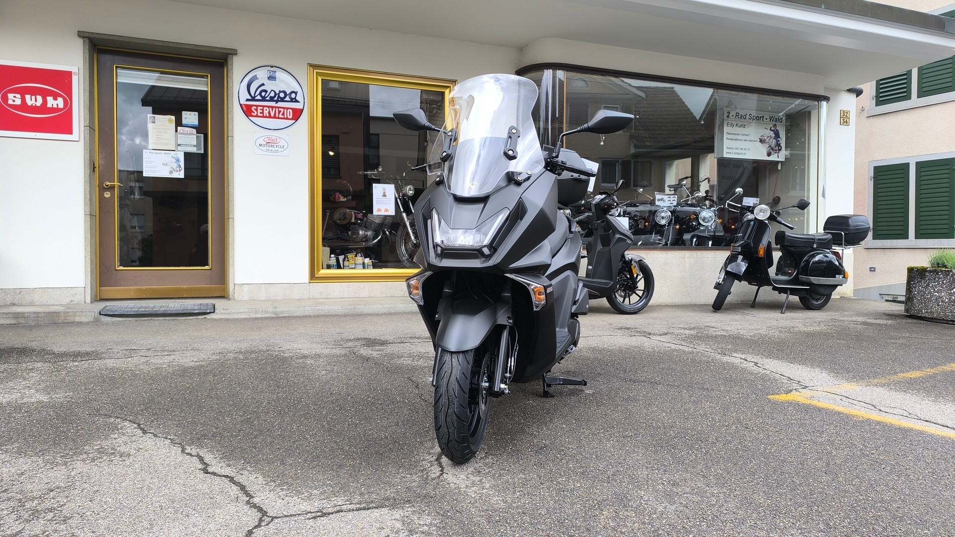 KYMCO SKY TOWN-image-1