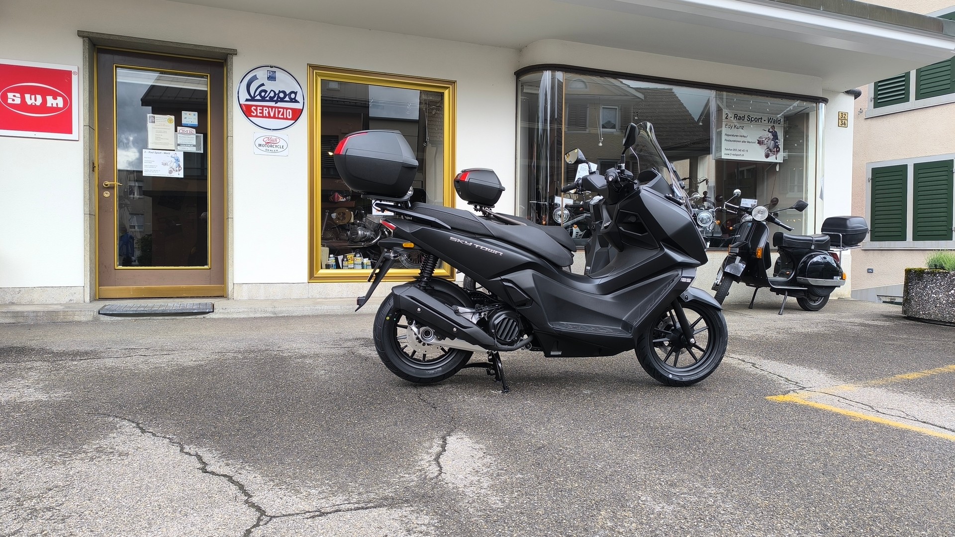 KYMCO SKY TOWN-image-4