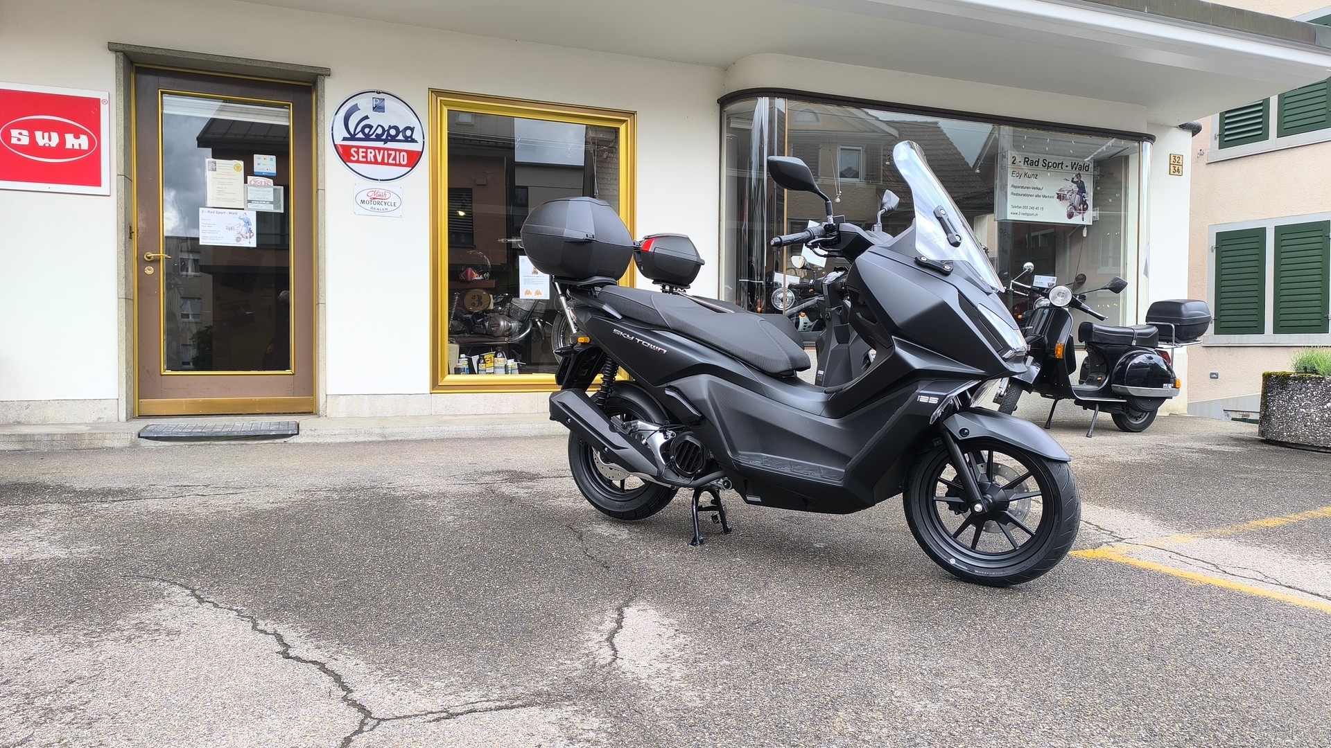KYMCO SKY TOWN-image-3