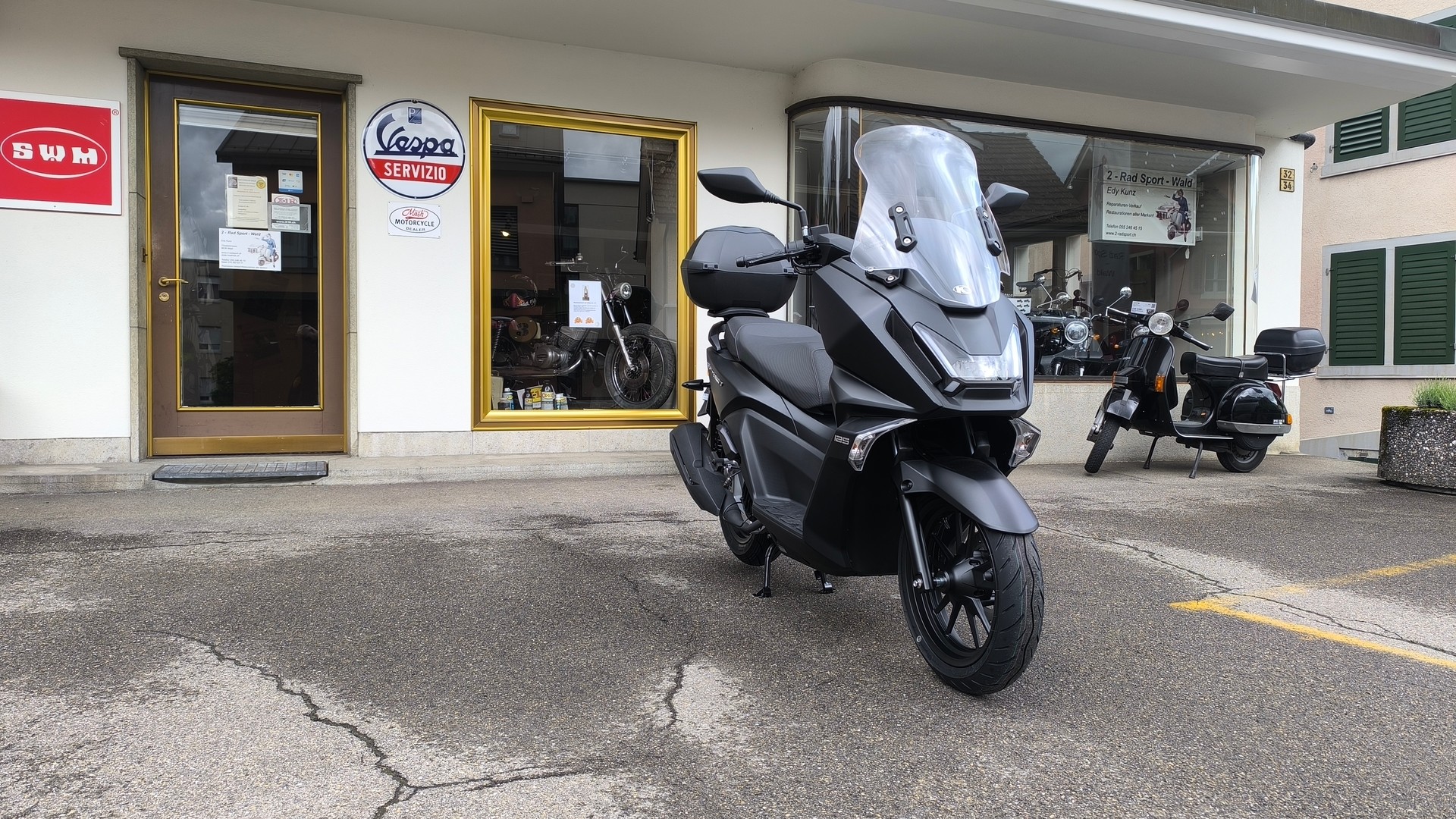 KYMCO SKY TOWN-image-2