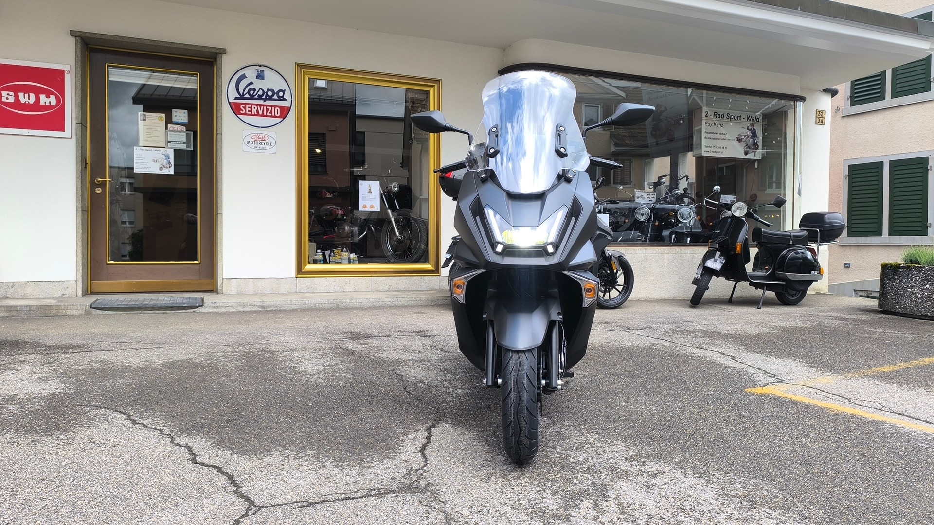 KYMCO SKY TOWN-image-11