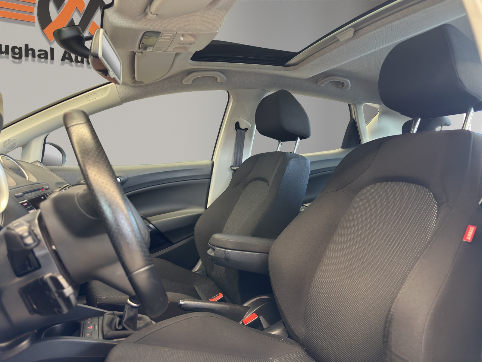 SEAT Ibiza 1.6 Style-image-8