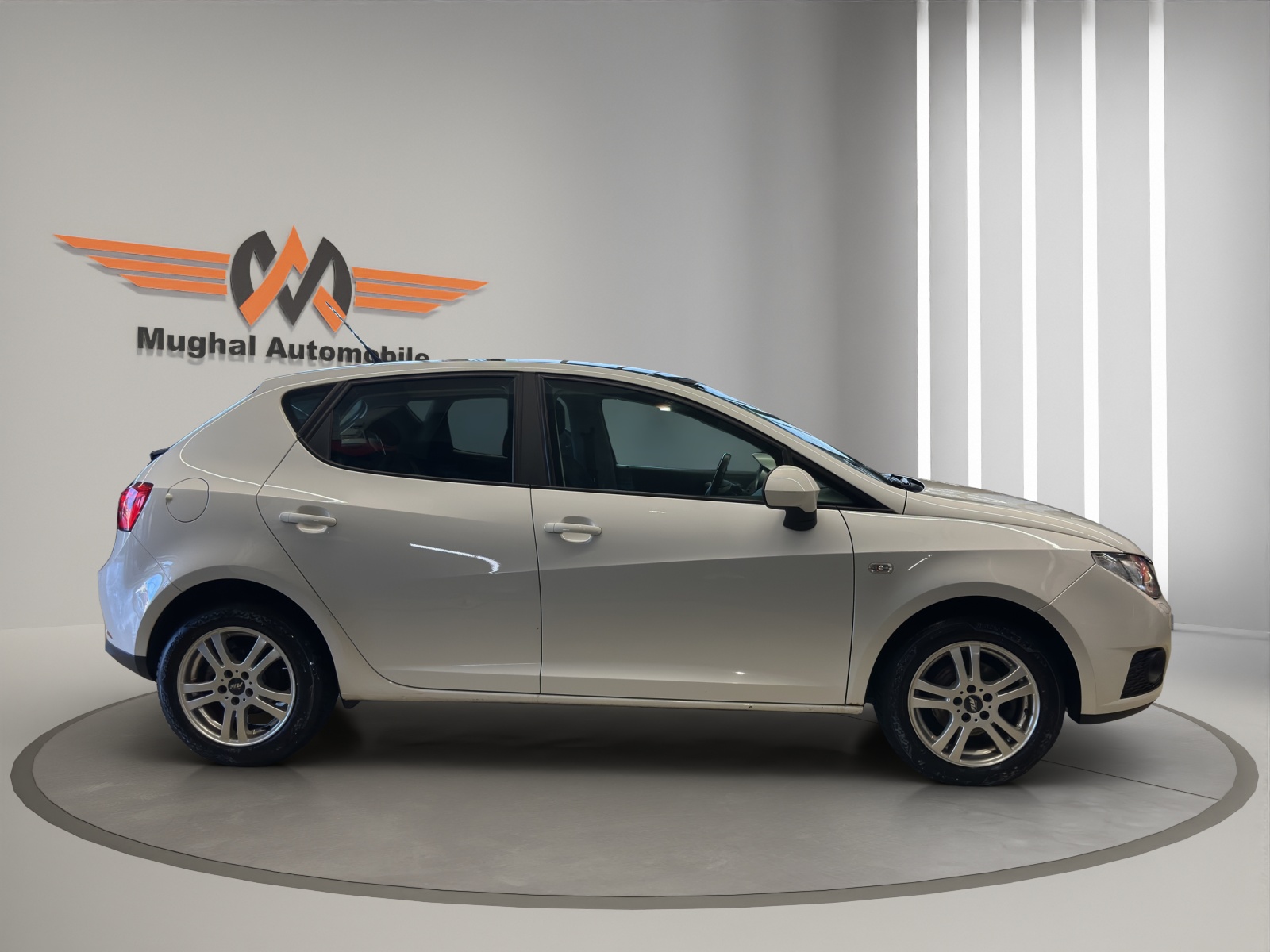 SEAT Ibiza 1.6 Style-image-3