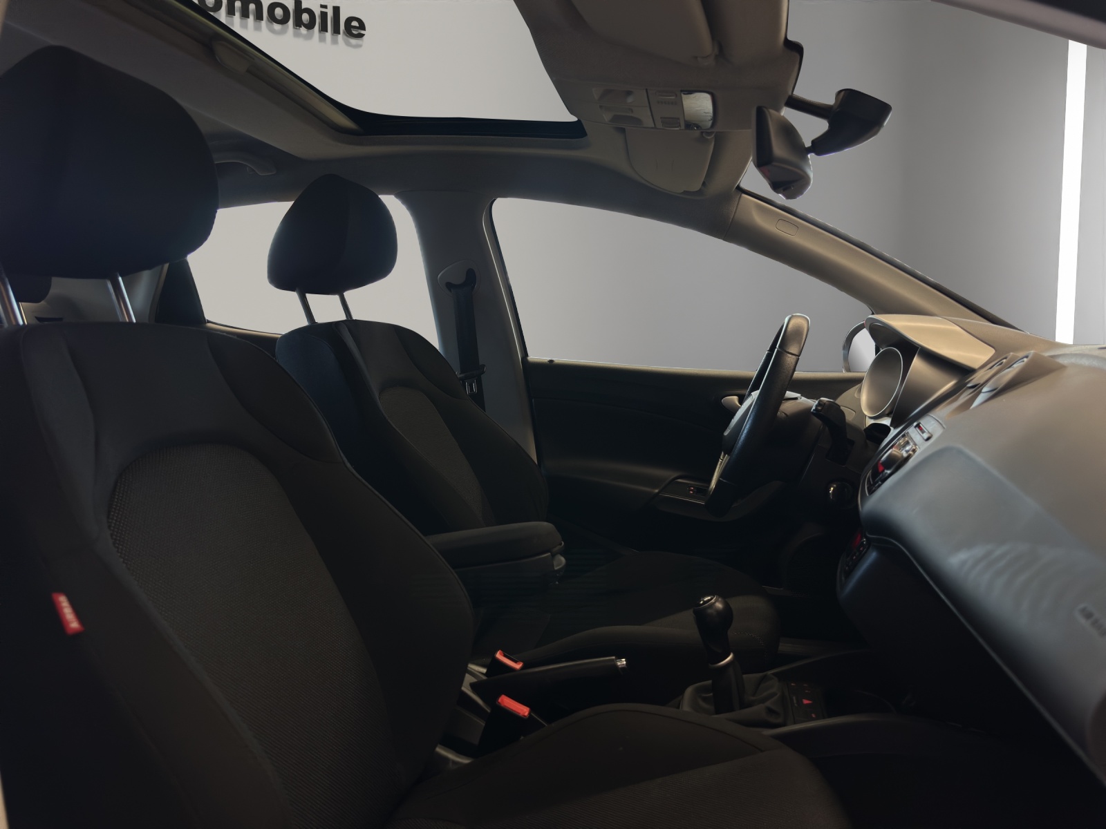 SEAT Ibiza 1.6 Style-image-15