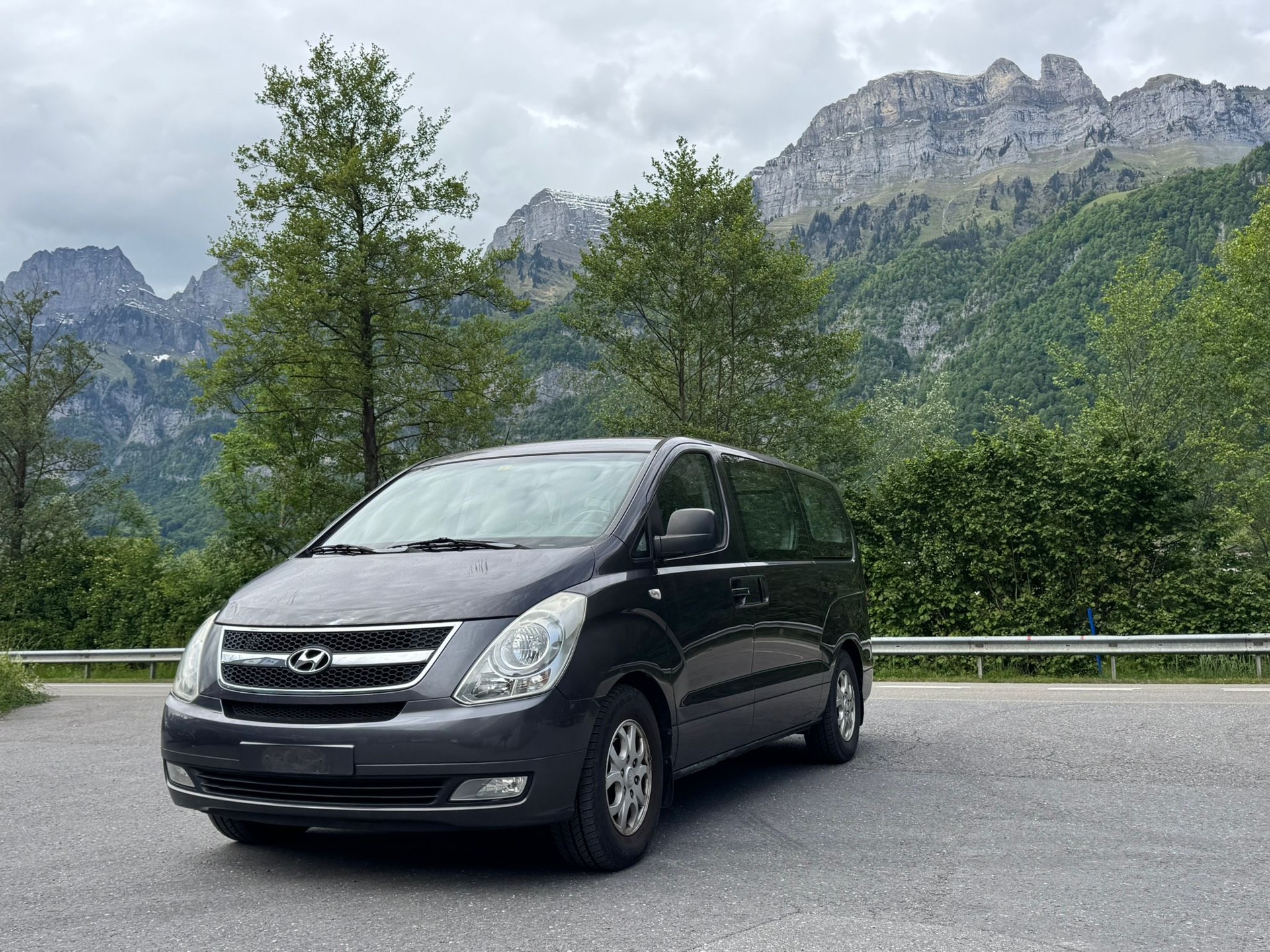 HYUNDAI H-1 People 2.5 CRDi