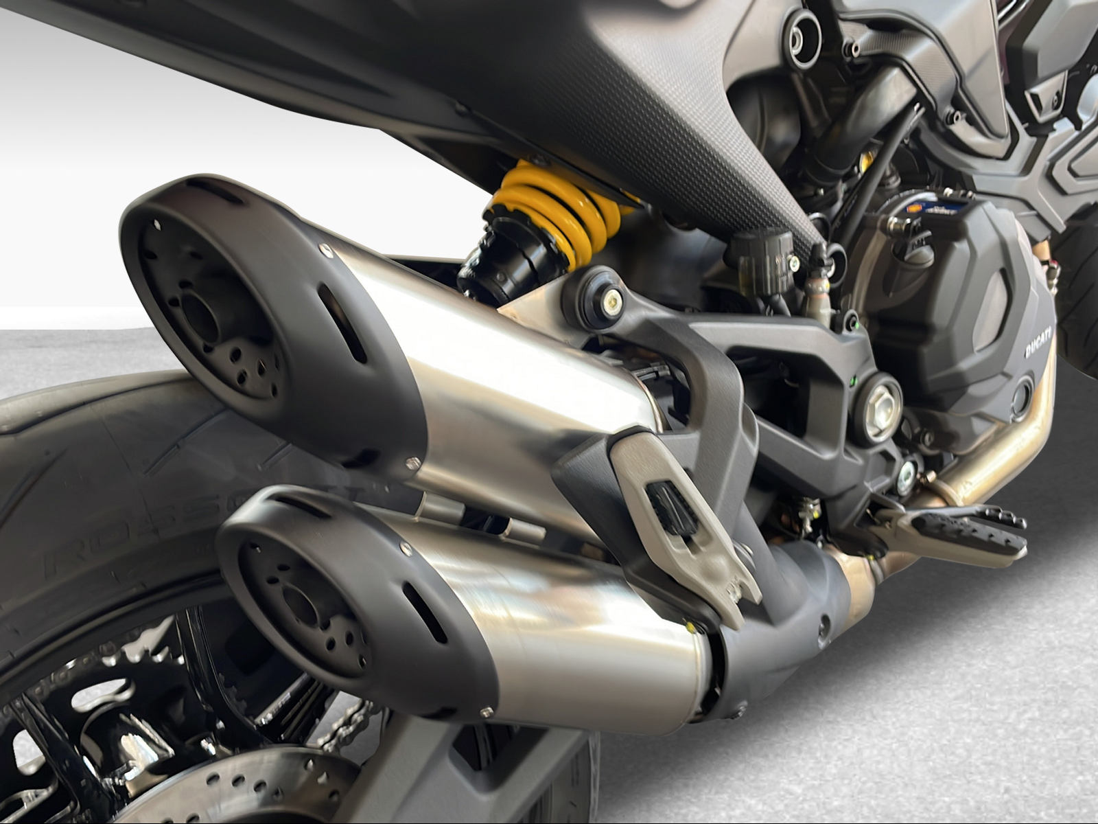 DUCATI 937 Monster ABS 35kW-image-10
