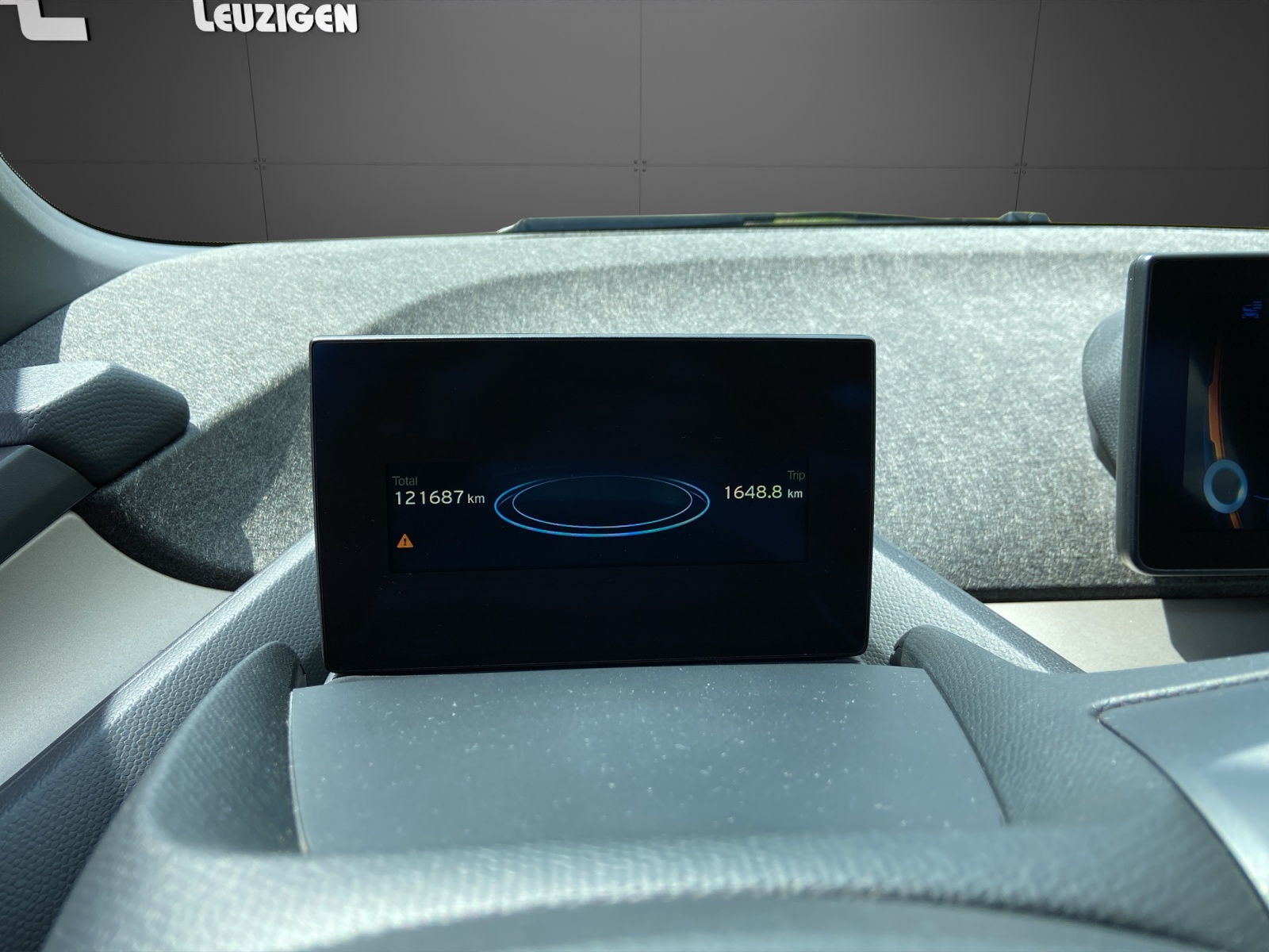 BMW i3 (94Ah)-image-12