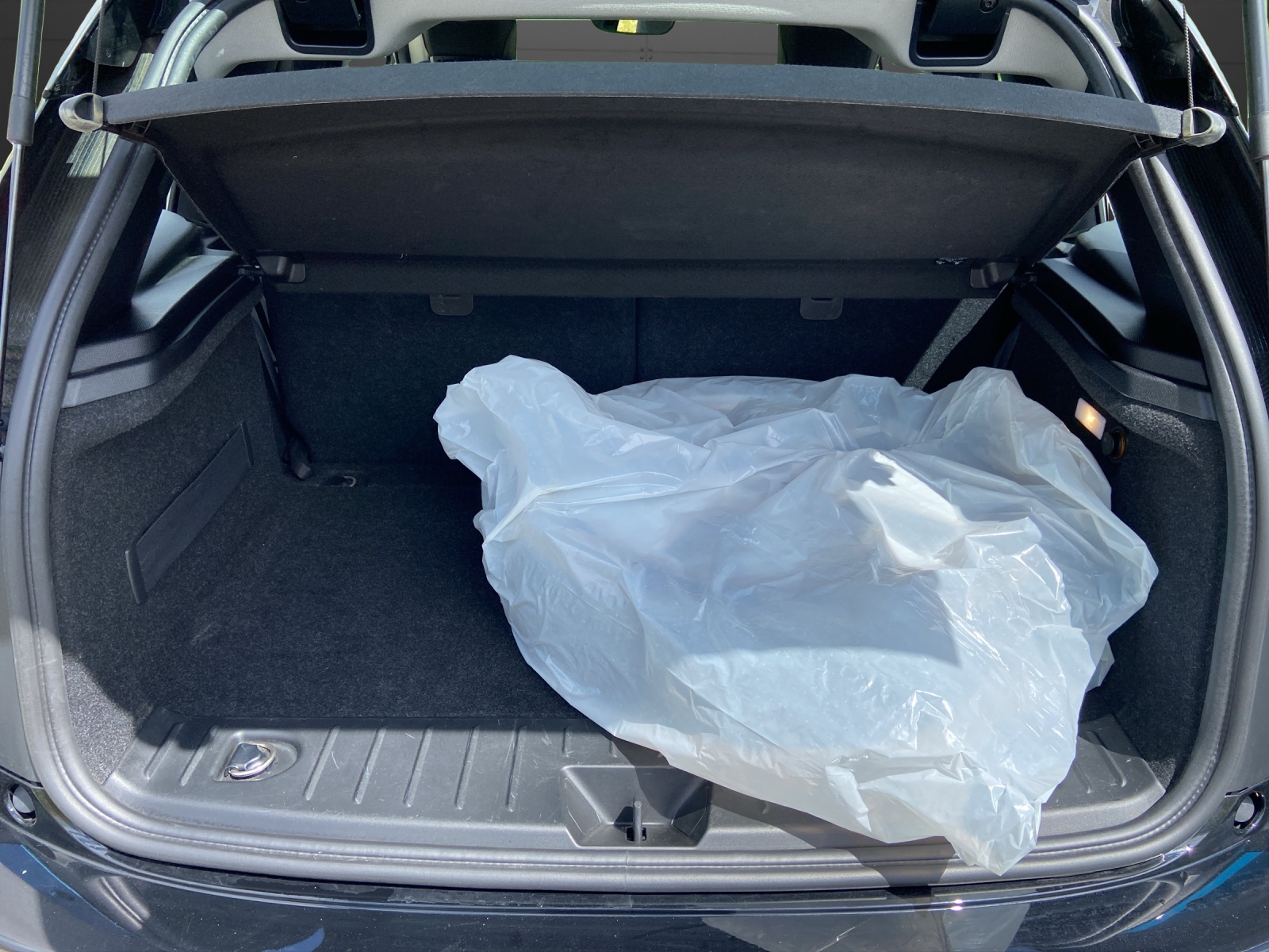 BMW i3 (94Ah)-image-14