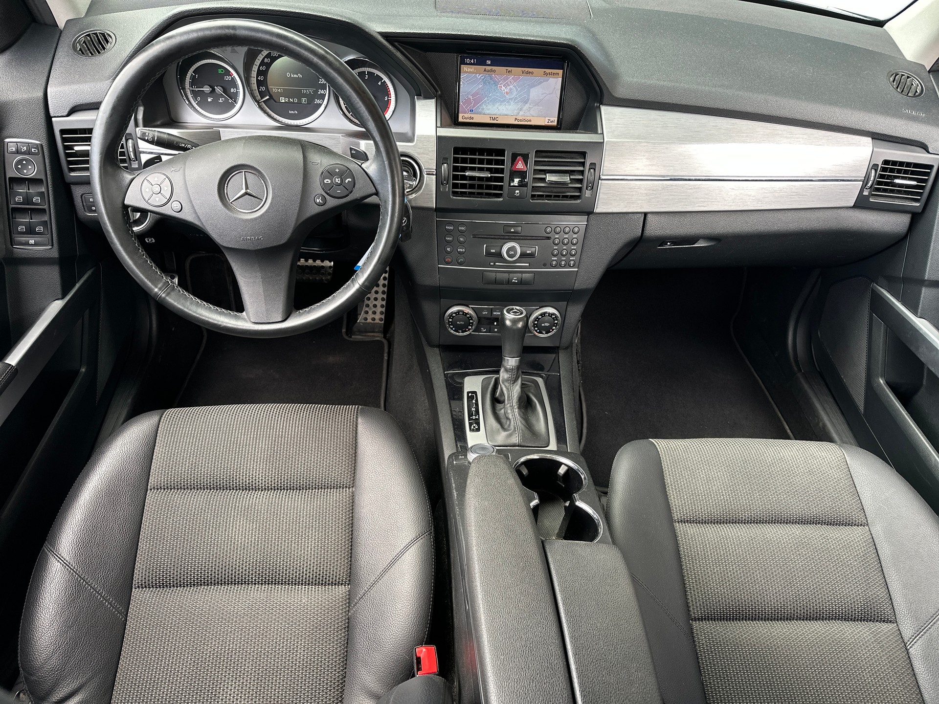 MERCEDES-BENZ GLK 220 CDI BlueEfficiency 4Matic 7G-Tronic-image-4