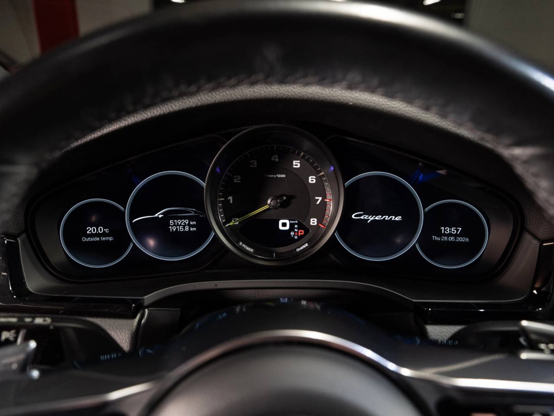 PORSCHE Cayenne E-Hybrid Coupé Platinum Edition (MY23)-image-11