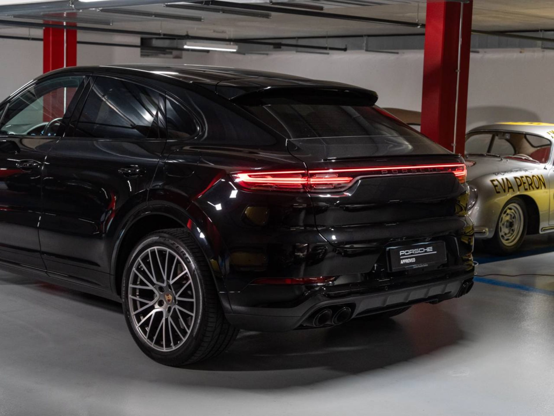 PORSCHE Cayenne E-Hybrid Coupé Platinum Edition (MY23)-image-23