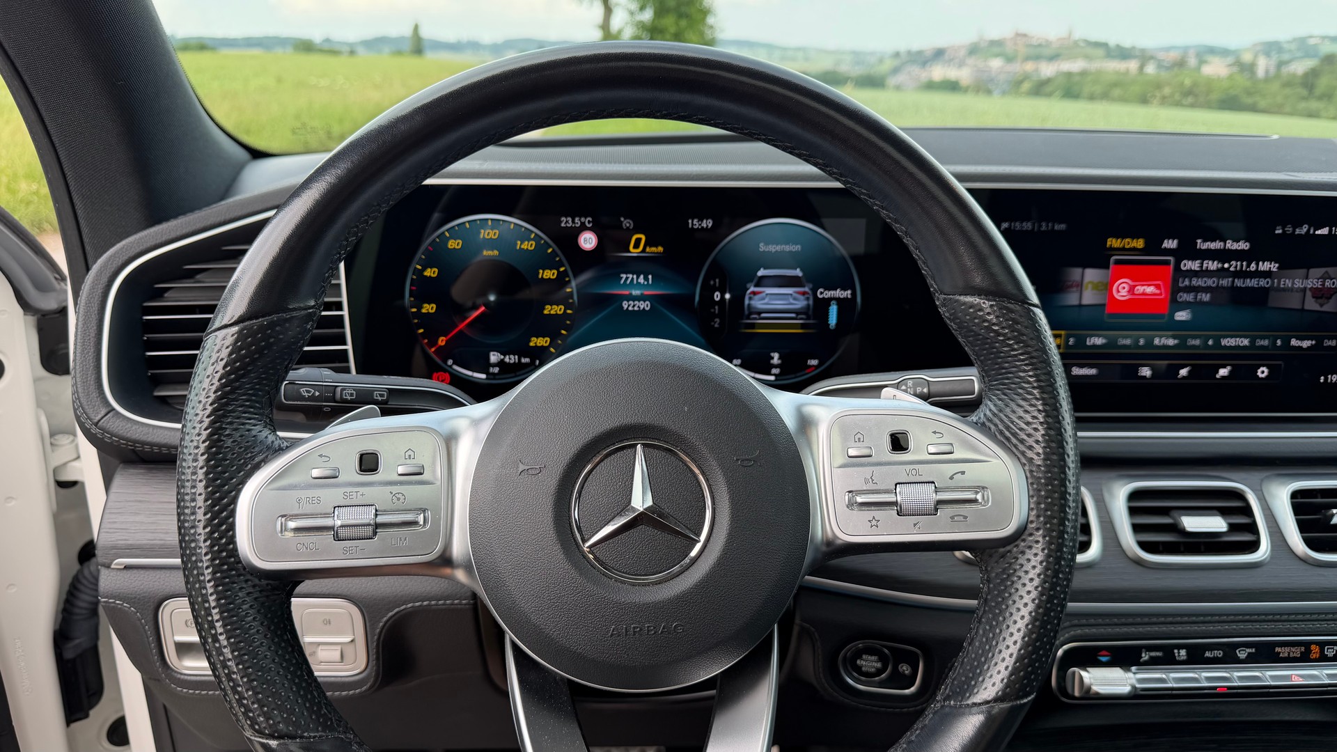 MERCEDES-BENZ GLE 400 d 4matic-image-9