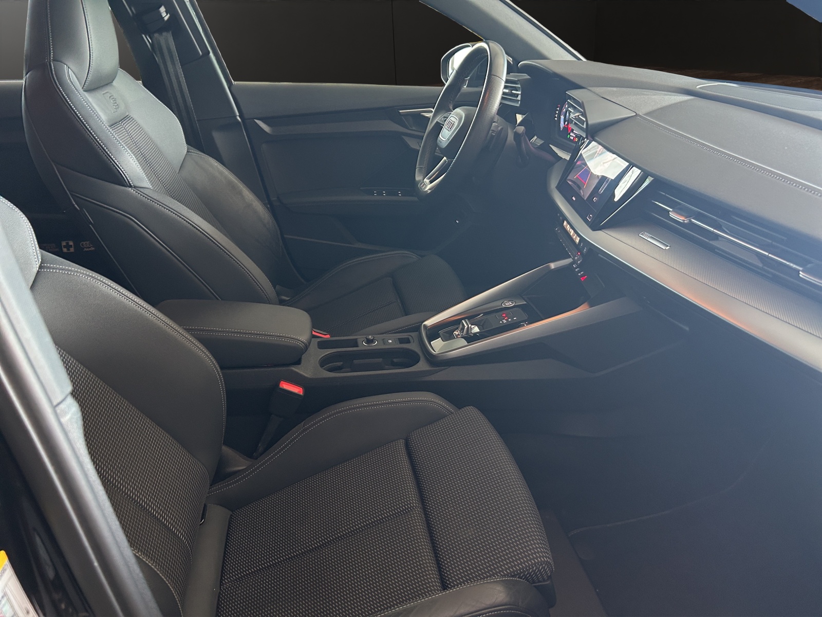 AUDI A3 Sportback 35 TFSI advanced Attraction S-tronic-image-15