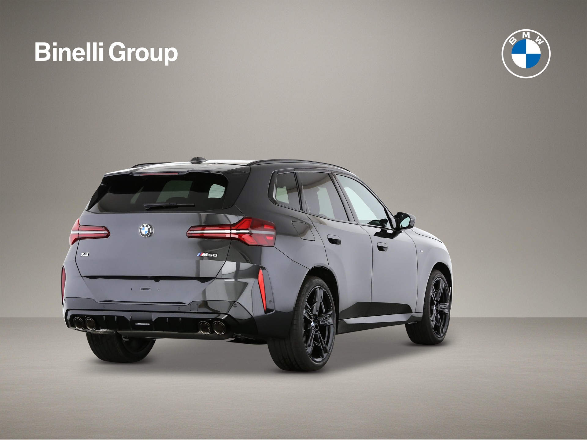 BMW X3 M50i-showroom-element-1