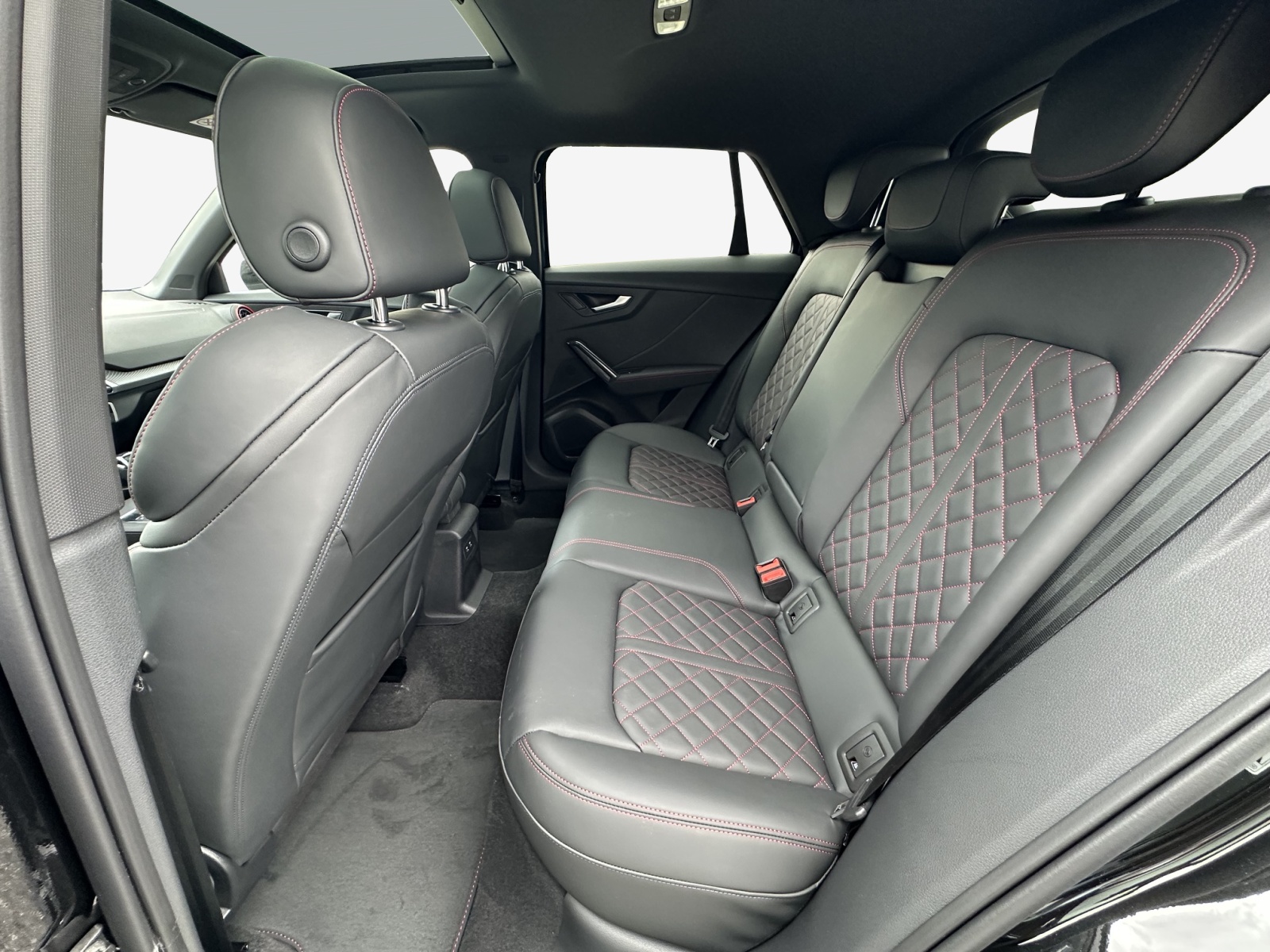 AUDI SQ2 TFSI quattro S-tronic-image-11