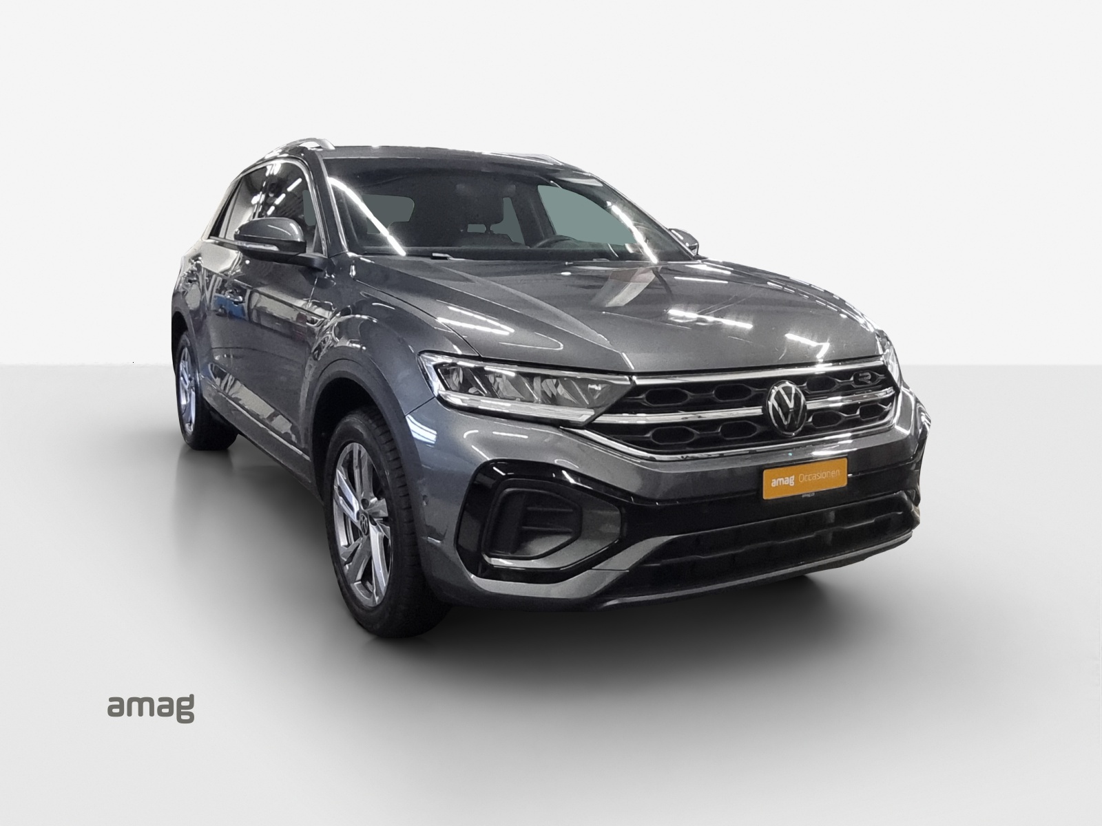 VW T-Roc 2.0 TSI R-Line DSG 4Motion-image-5