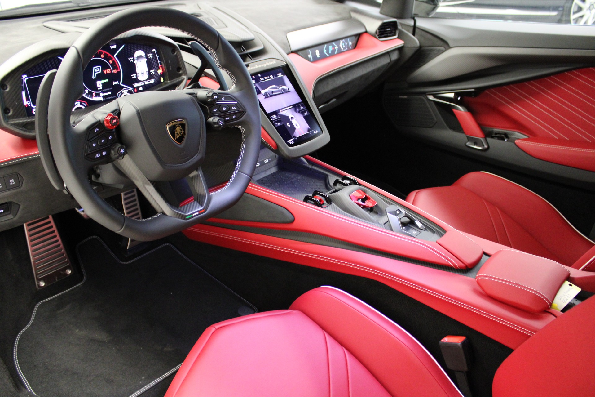 LAMBORGHINI Revuelto HPEV-image-8