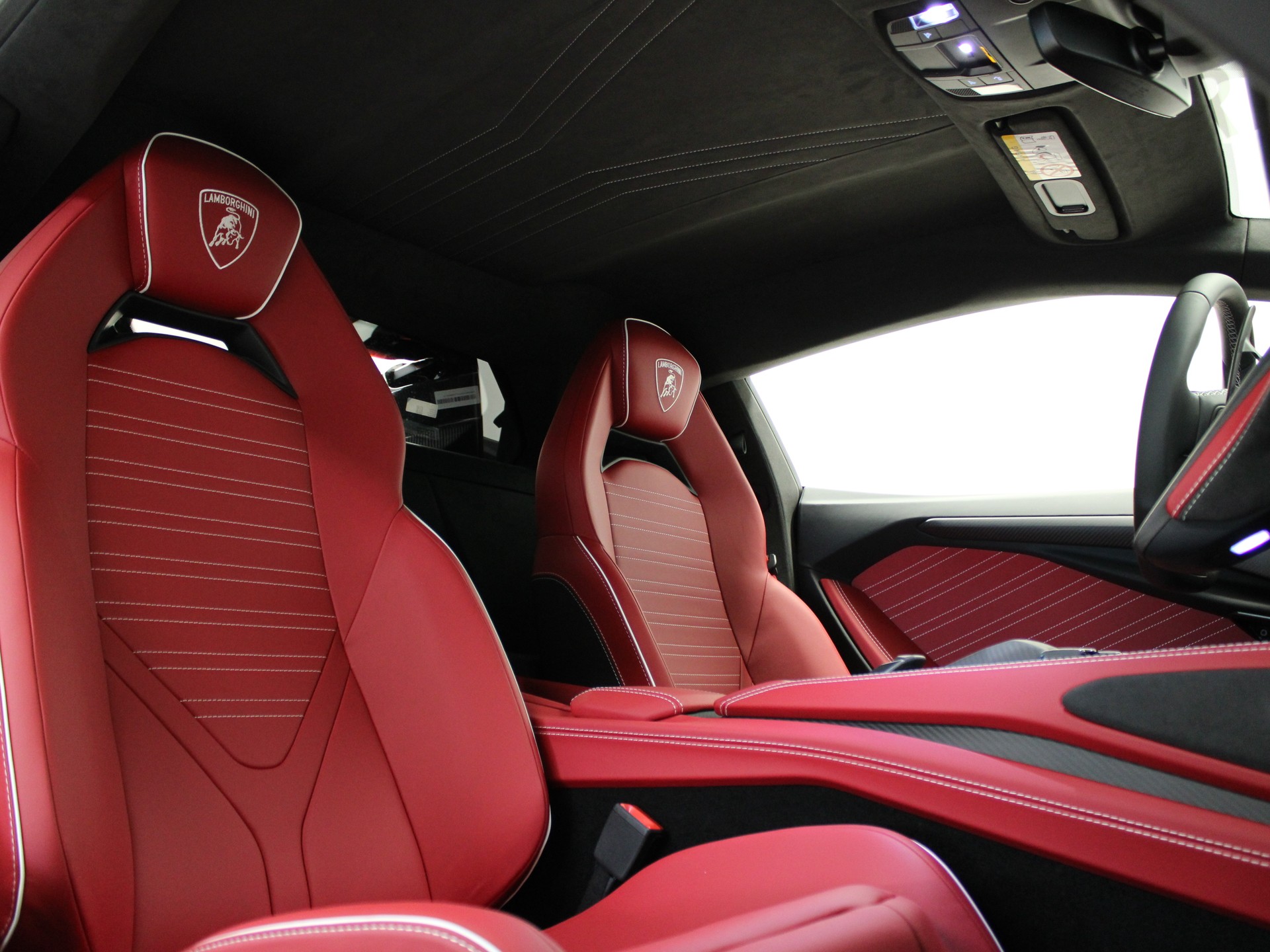 LAMBORGHINI Revuelto HPEV-image-7