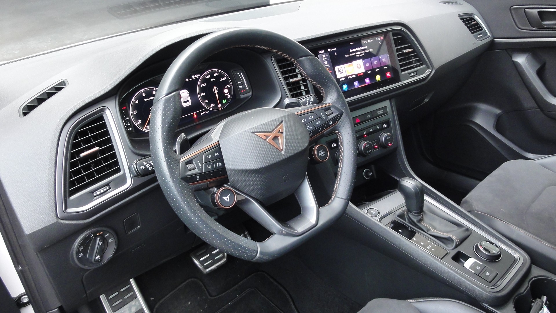 CUPRA Ateca 2.0 TSI 4Drive (300PS)-image-8