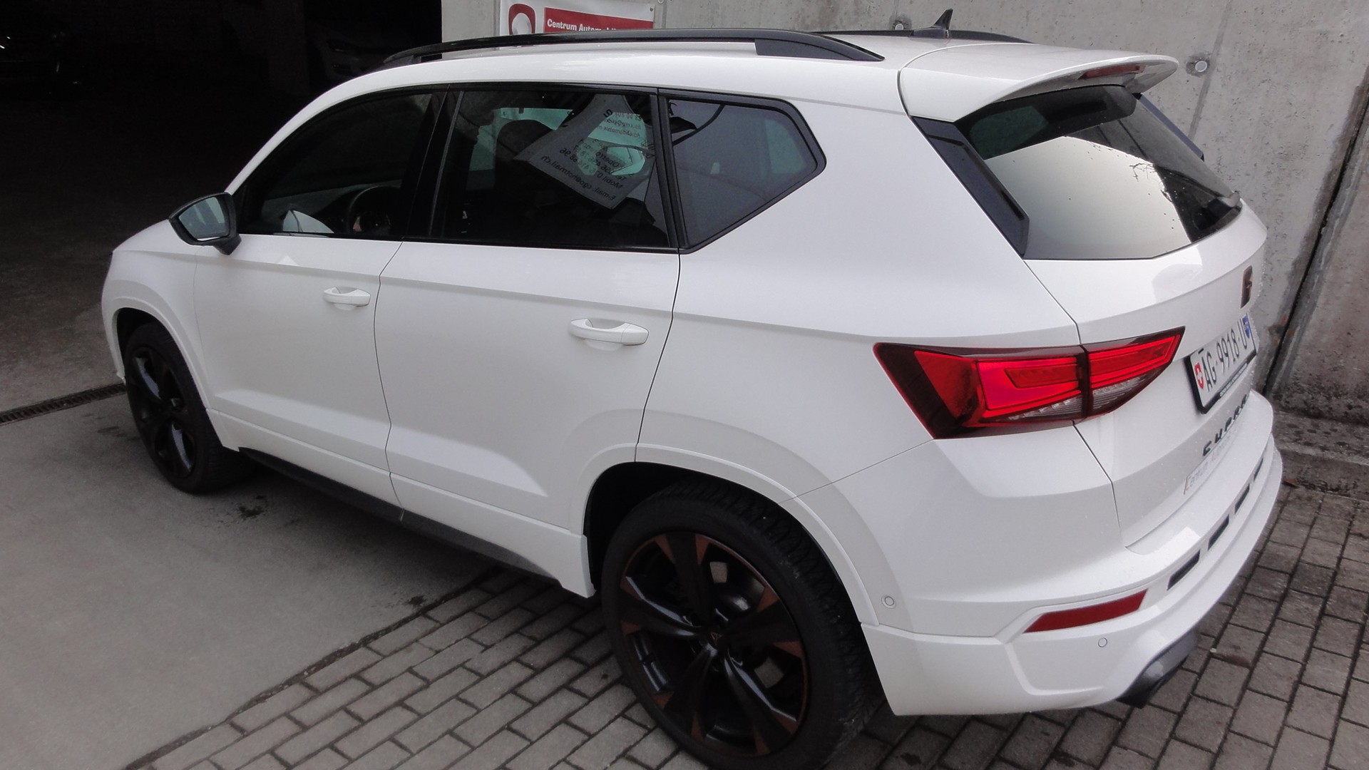 CUPRA Ateca 2.0 TSI 4Drive (300PS)-image-3