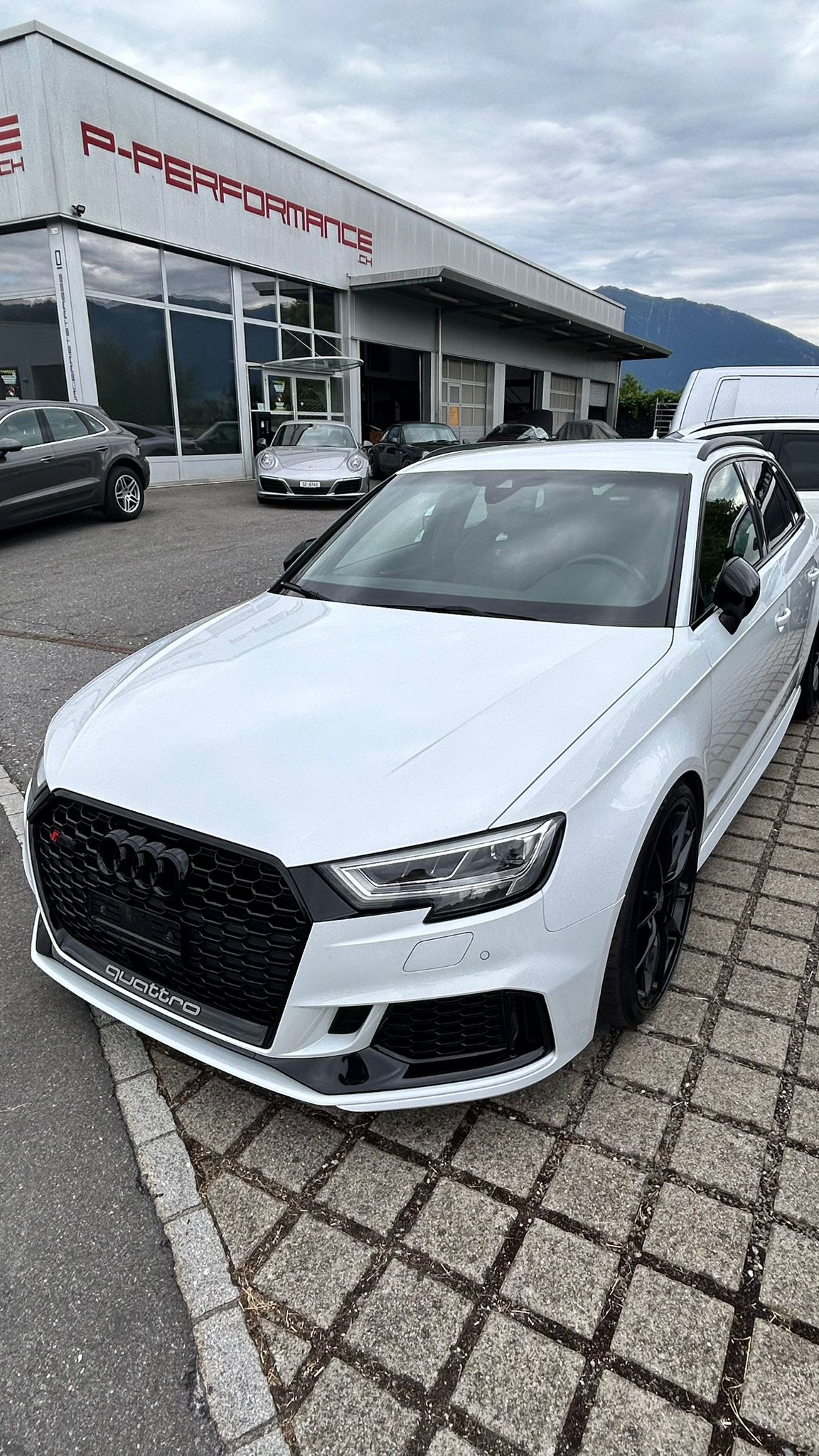 AUDI RS3 Sportback 2.5 TSI quattro S-tronic