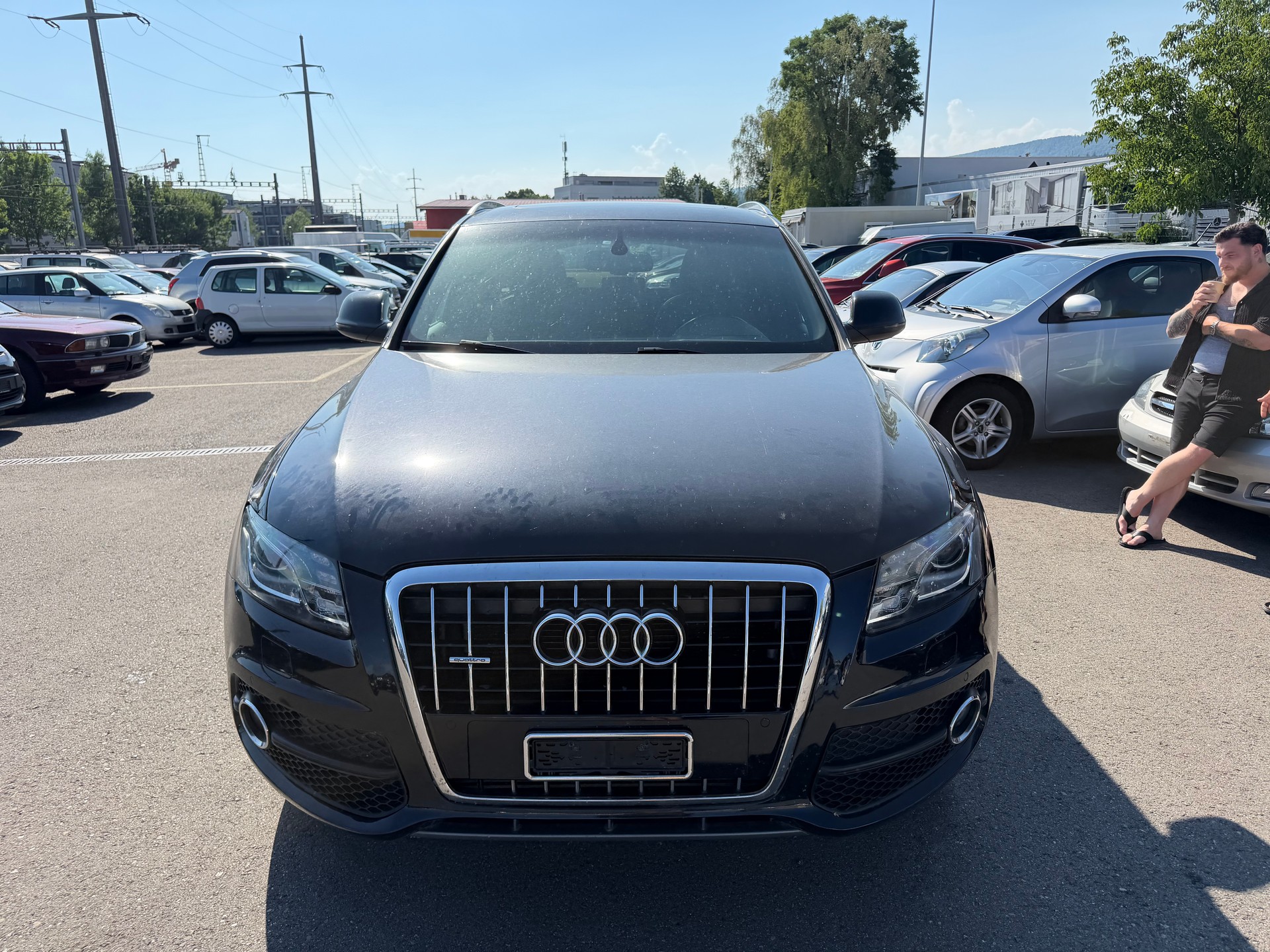 AUDI Q5 3.0 TDI S-Line Quattro-showroom-element-1