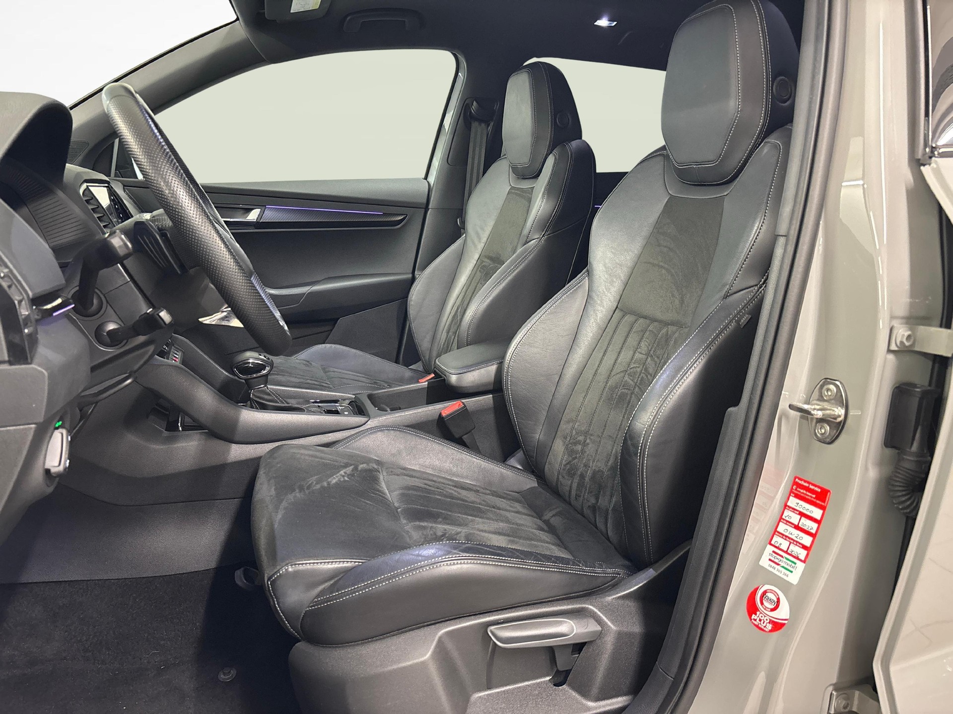 SKODA Karoq 2.0 TSI SportLine 4x4 DSG-image-8