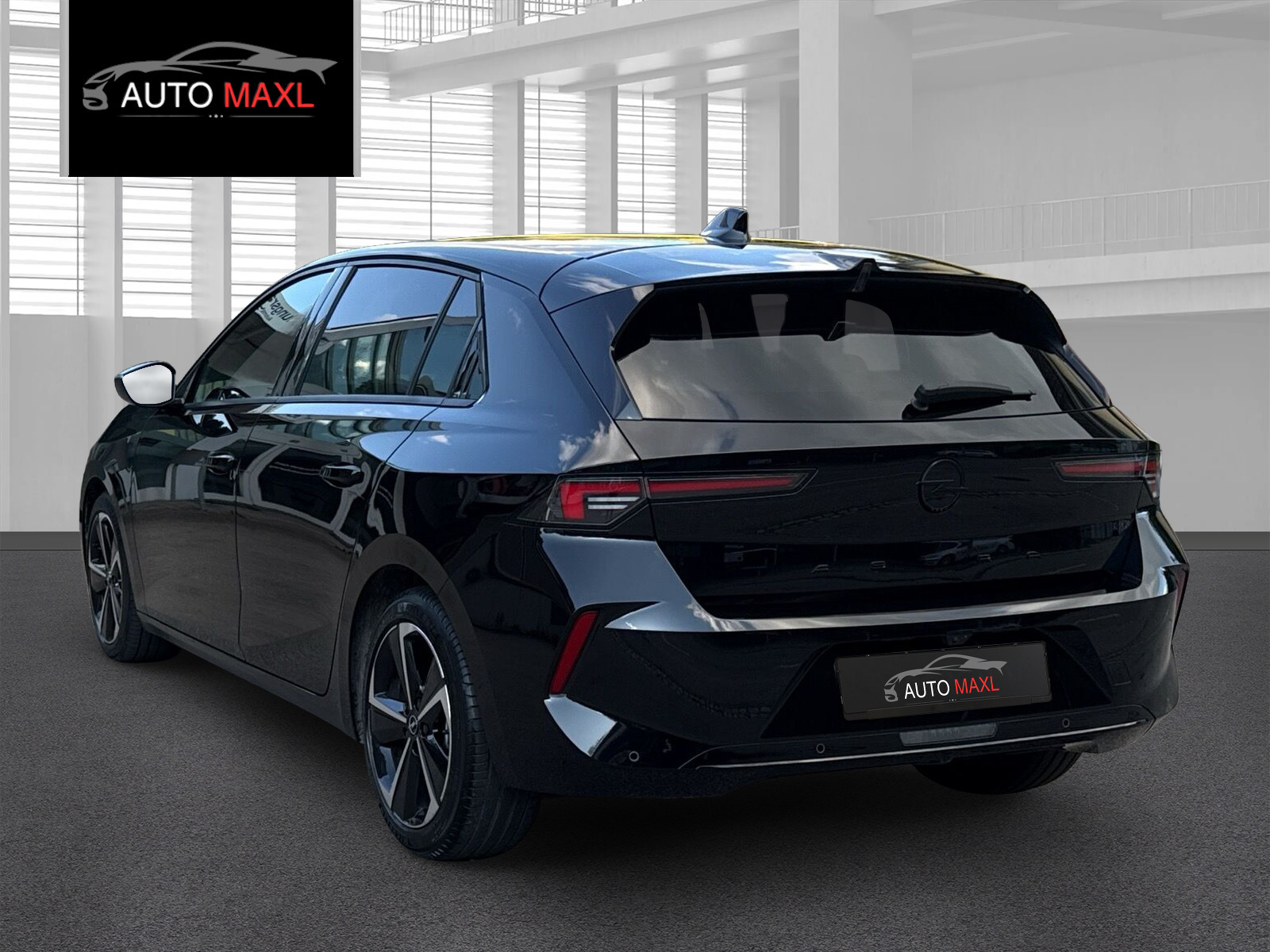 OPEL Astra 1.2i Turbo GS A-showroom-element-3