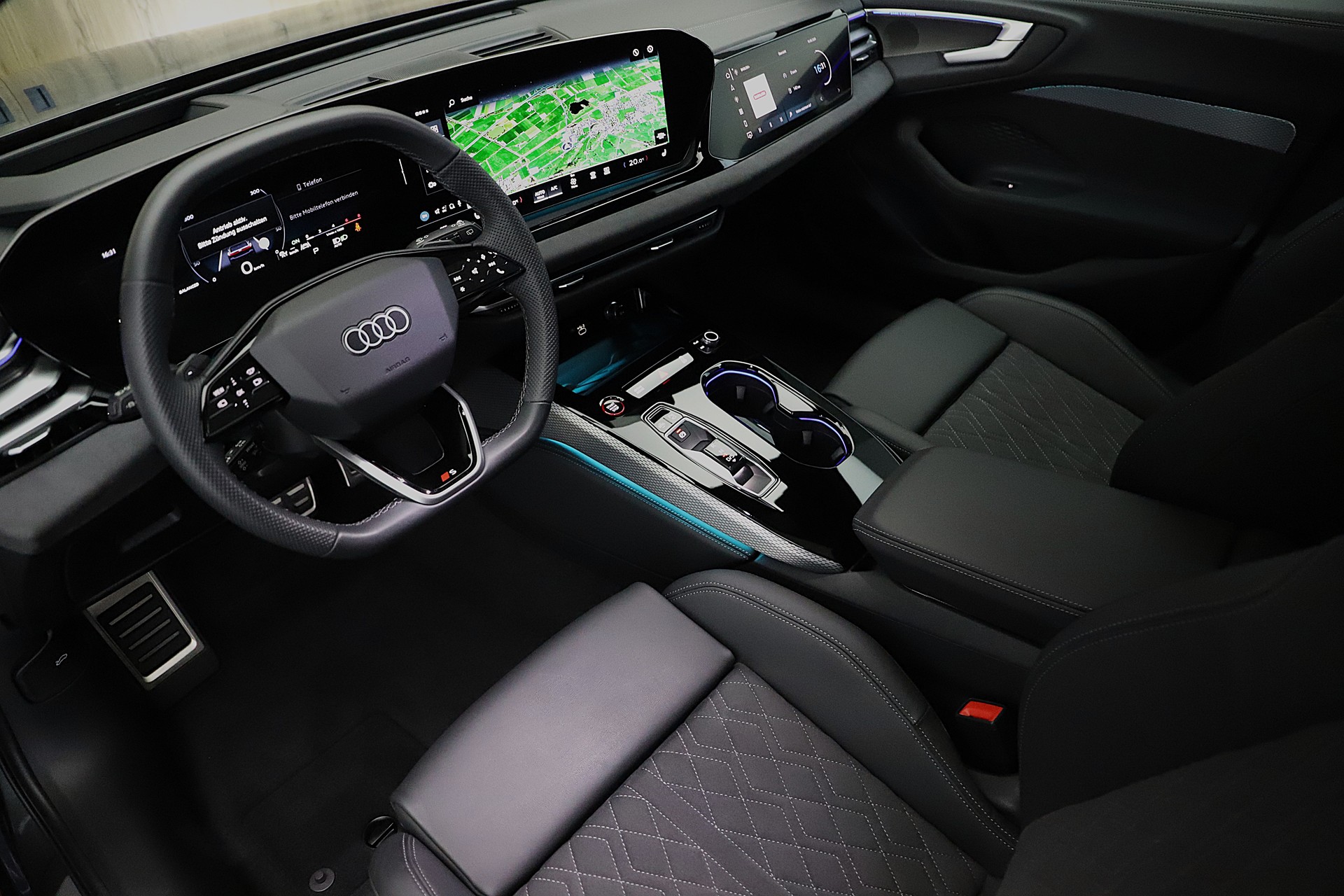 AUDI S5 Avant TFSI quattro S tronic-image-4