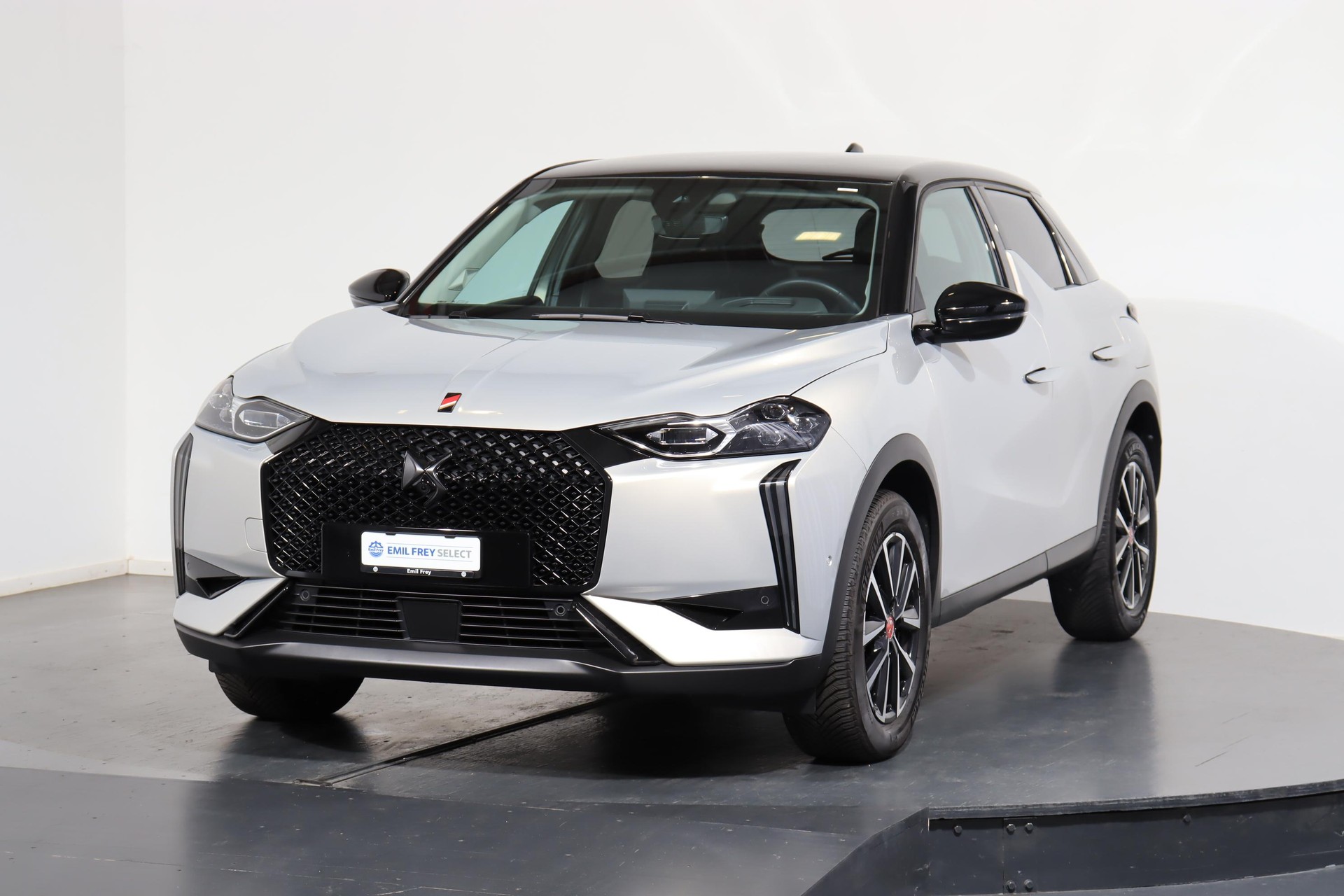 DS AUTOMOBILES 3 Crossback 1.2 PureTech 130 Ligne Noire
