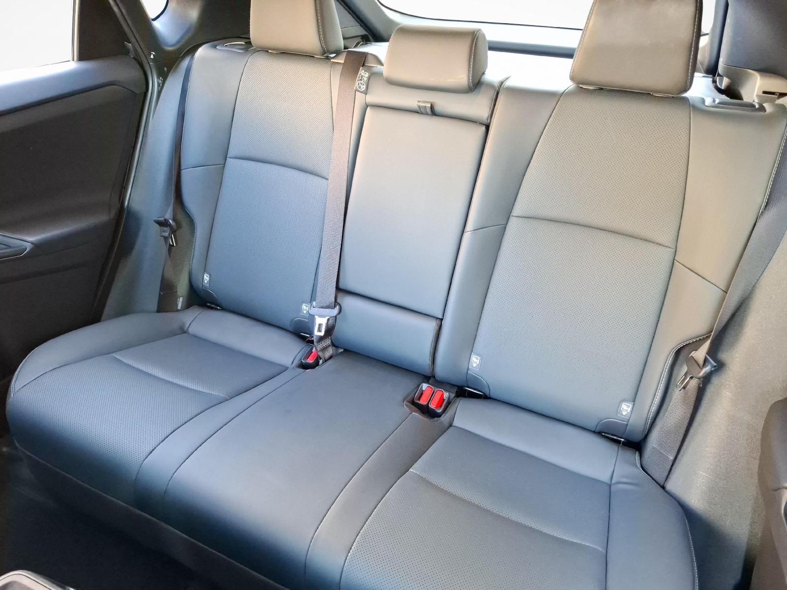 TOYOTA bZ4X Premium AWD-image-10