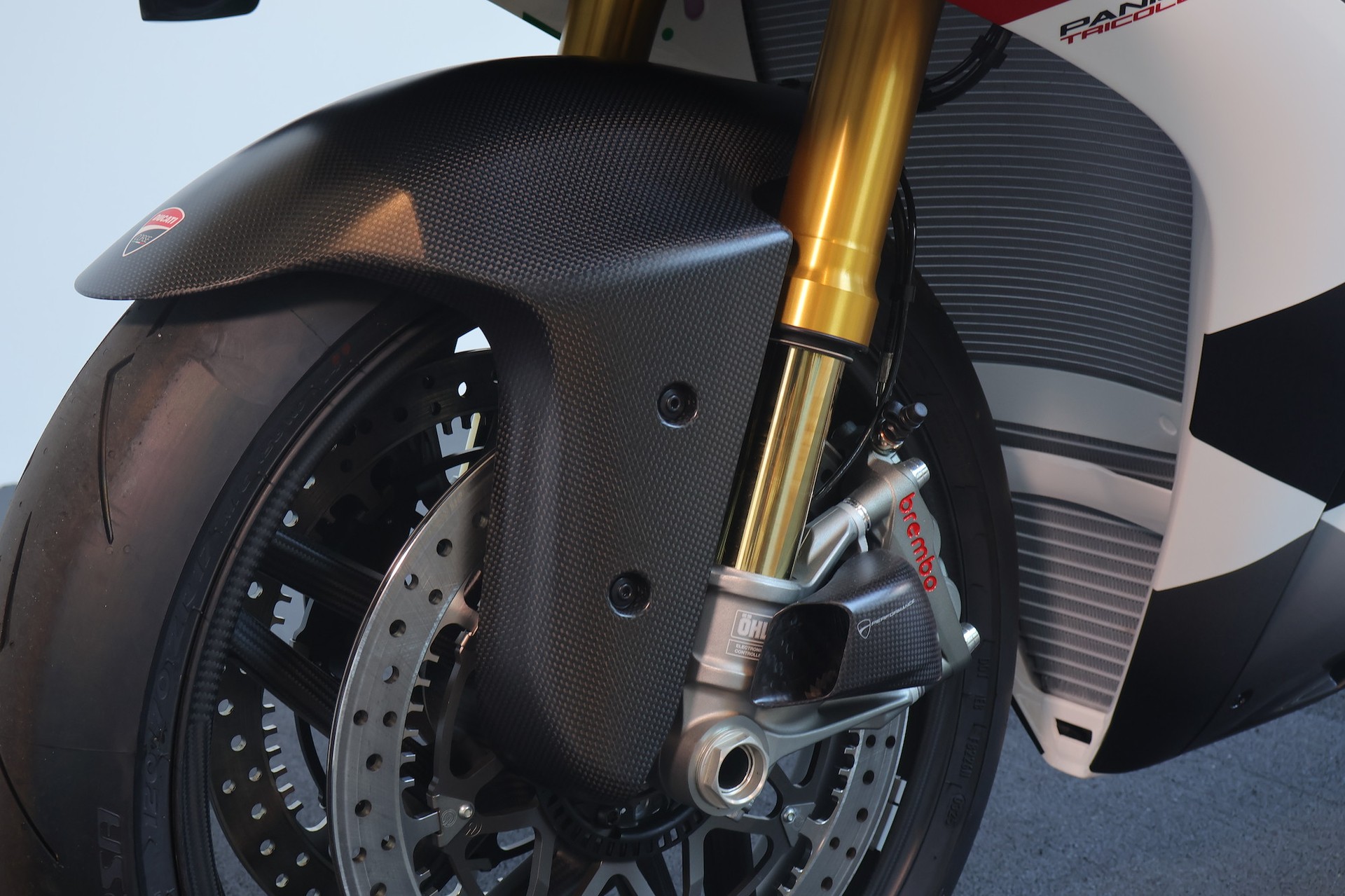 DUCATI Panigale V4 Tricolore Nr. 273/1000 Limited Edition-image-7