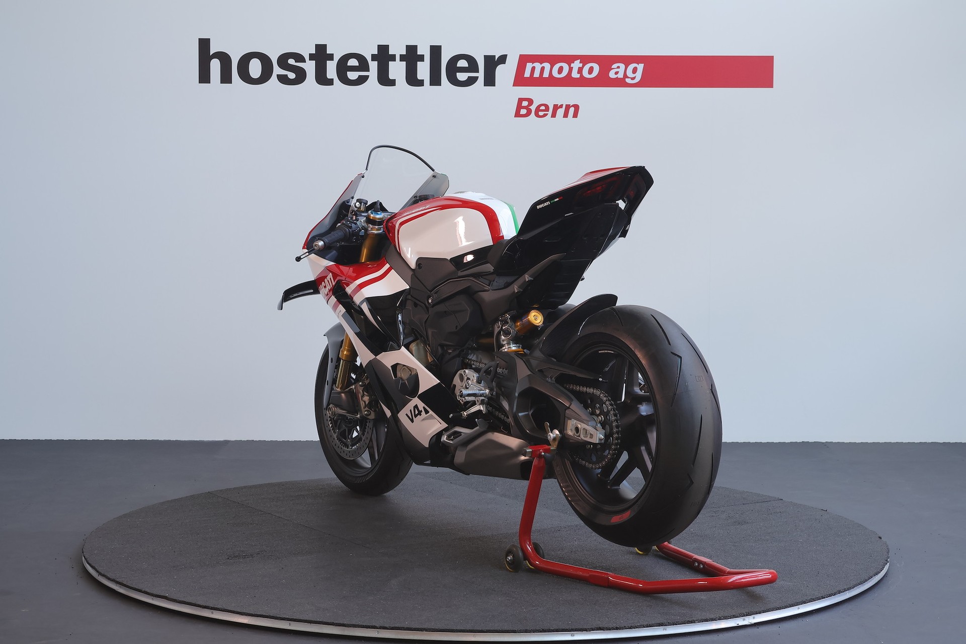 DUCATI Panigale V4 Tricolore Nr. 273/1000 Limited Edition-showroom-element-3