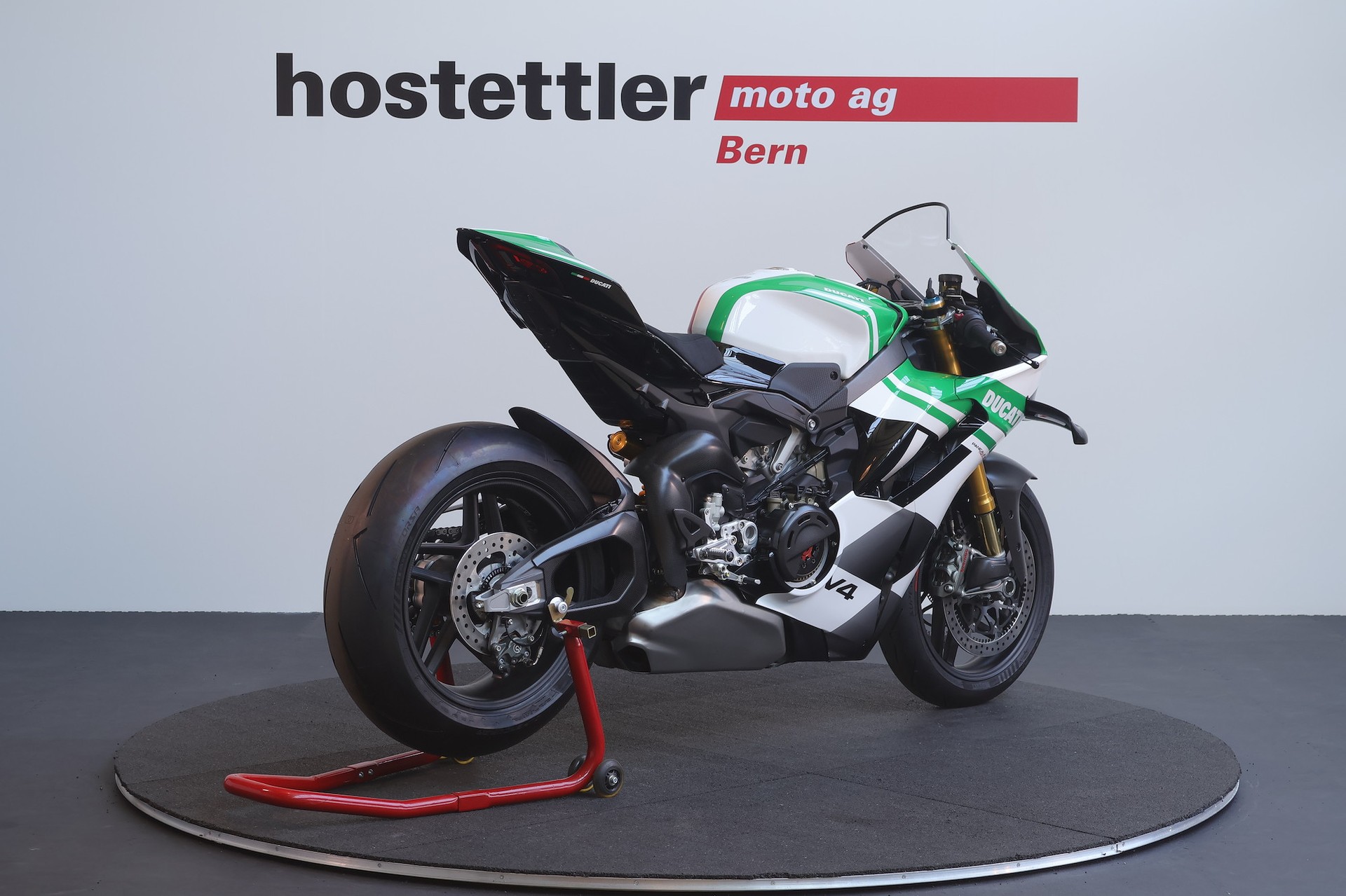 DUCATI Panigale V4 Tricolore Nr. 273/1000 Limited Edition-showroom-element-2