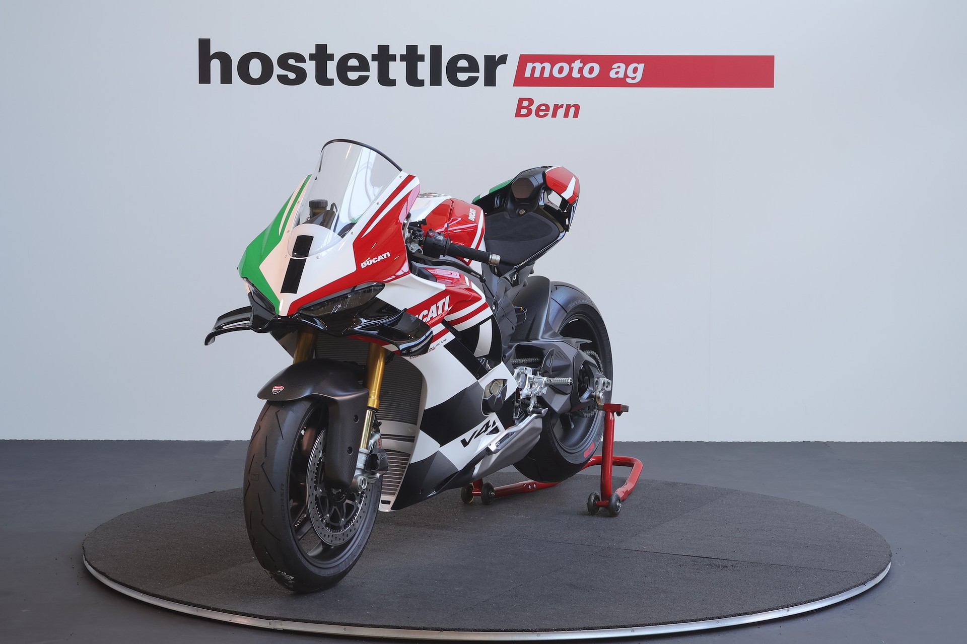DUCATI Panigale V4 Tricolore Nr. 273/1000 Limited Edition-image-5