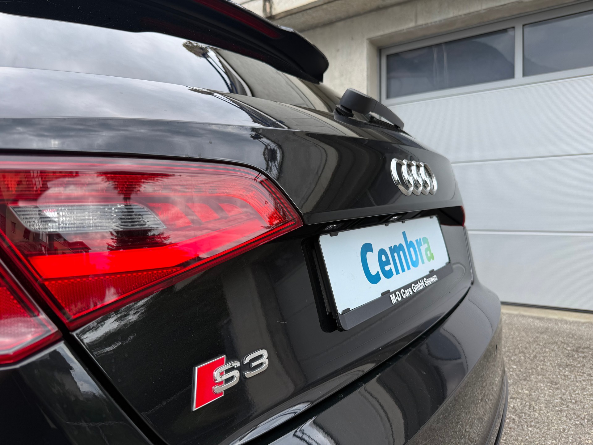 AUDI S3 Sportback 2.0 TFSI quattro S-tronic-image-26