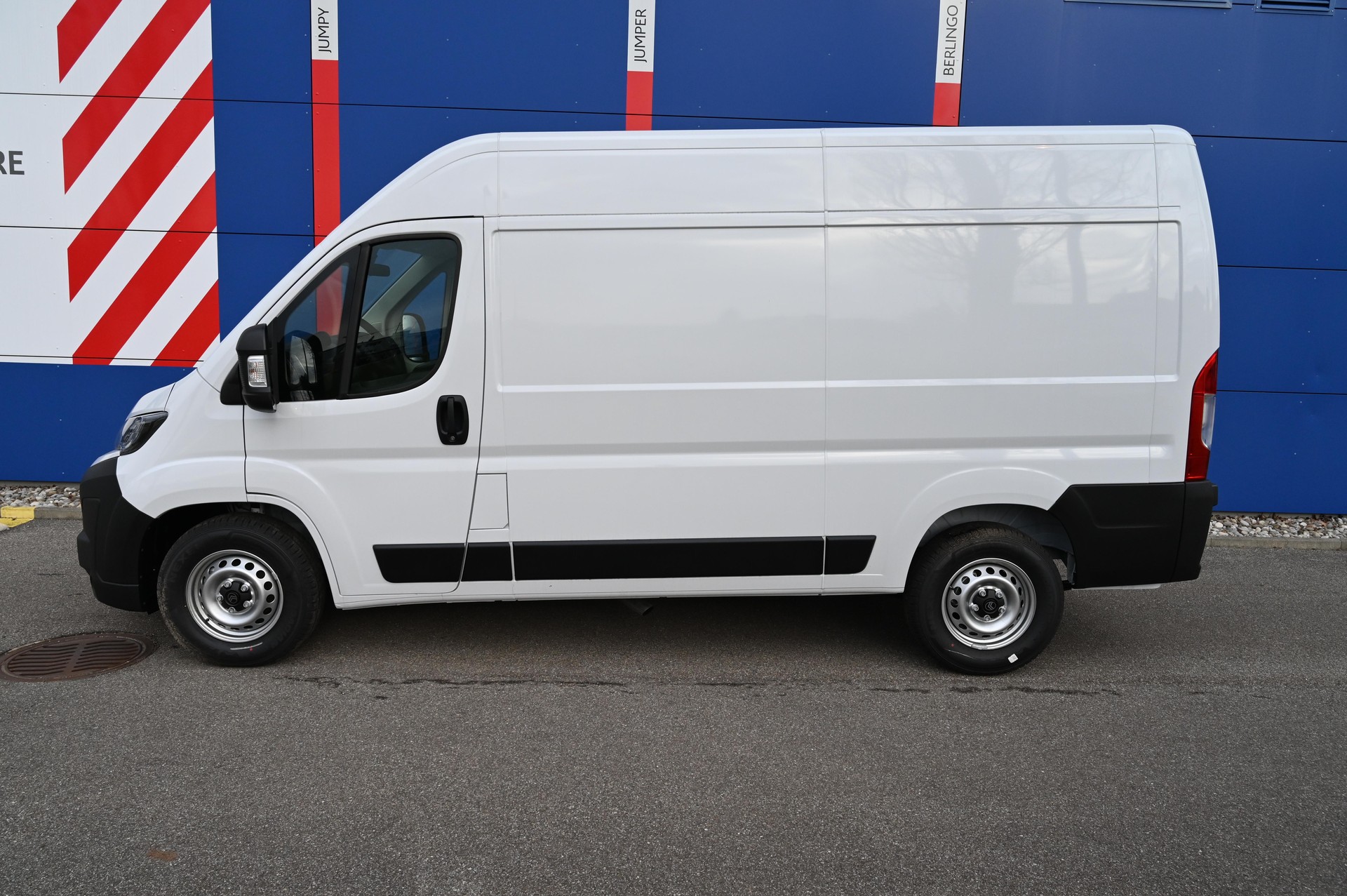 CITROEN Jumper Kaw. 35 L2H2 2.2 BlueHDi 140 S/S - AUTOMAT-showroom-element-1