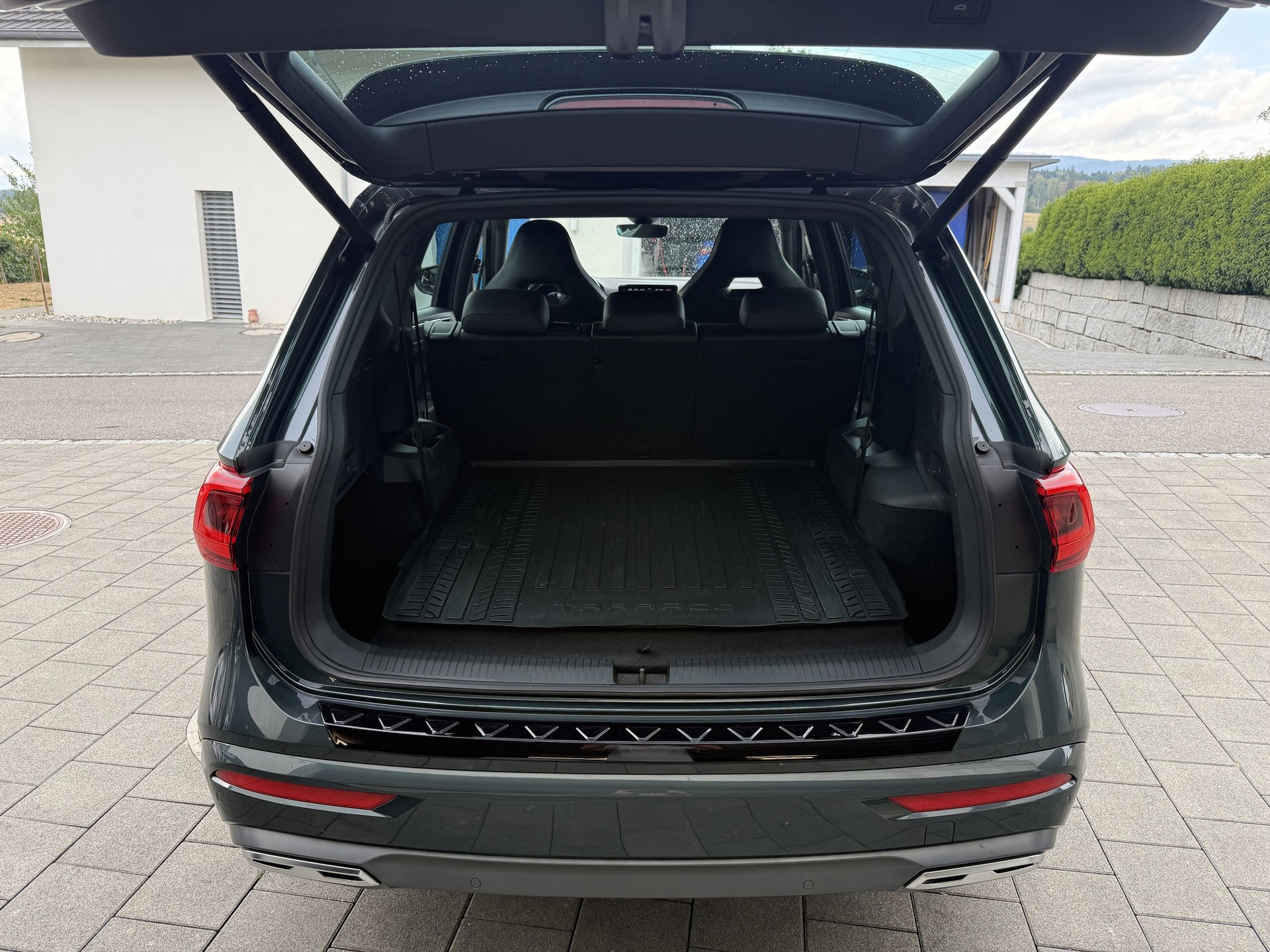 SEAT 2.0 TSI Hola FR 4Drive DSG-image-5