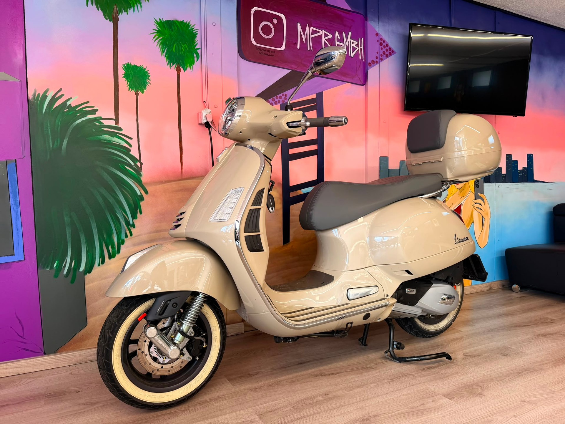PIAGGIO Vespa GTS 125 ABS-image-9