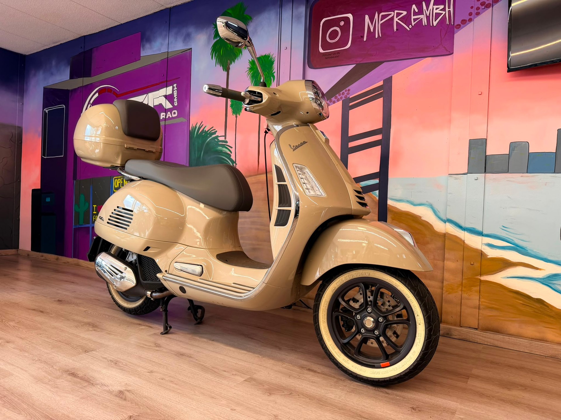 PIAGGIO Vespa GTS 125 ABS-image-8